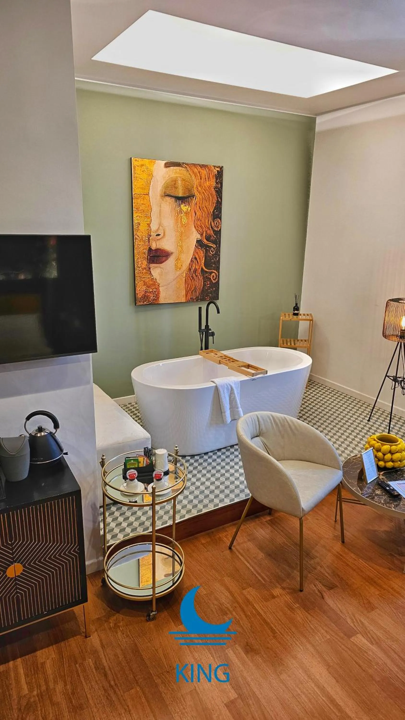 Seating area in MareLuna Rooms