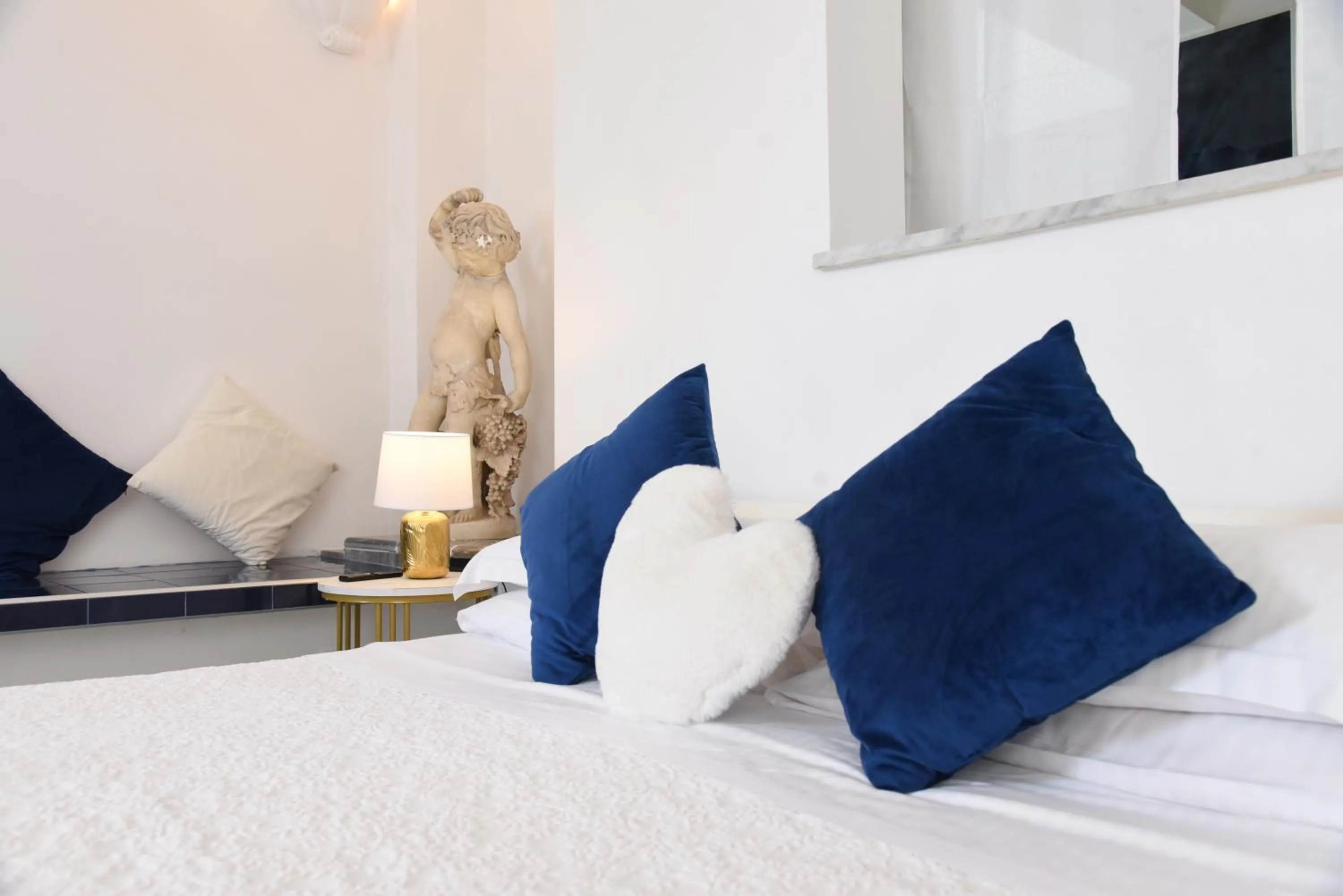 Bed in Villa La Terrazza Suites