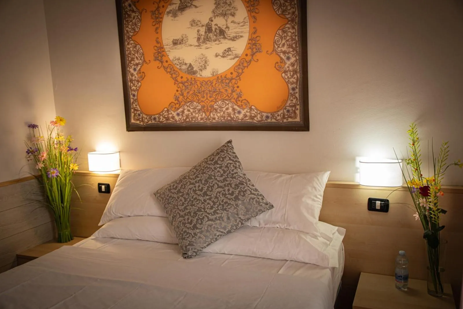 Photo of the whole room, Bed in Hotel Vista Lago Como