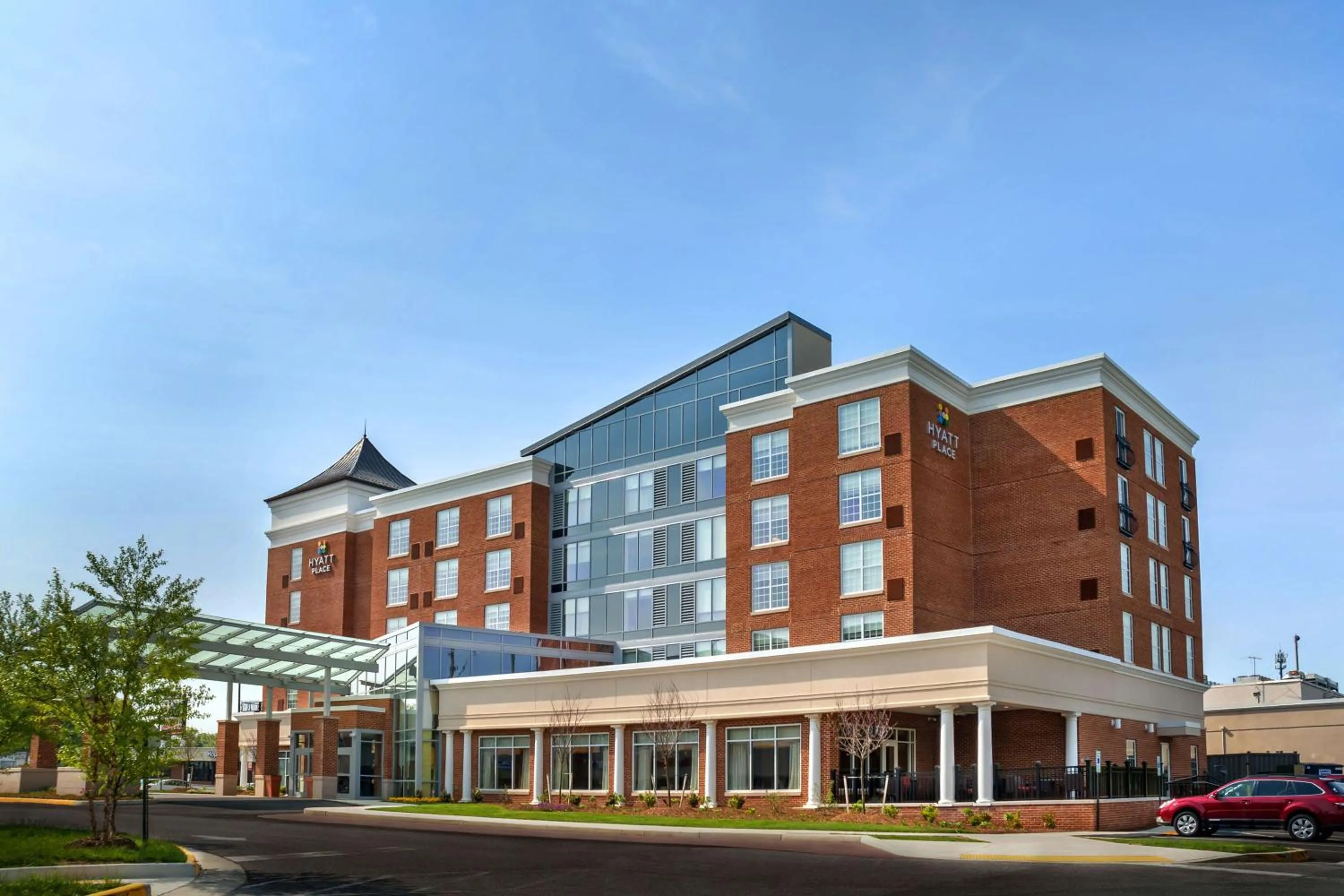 Property building in Hyatt Place Fredericksburg at Mary Washington