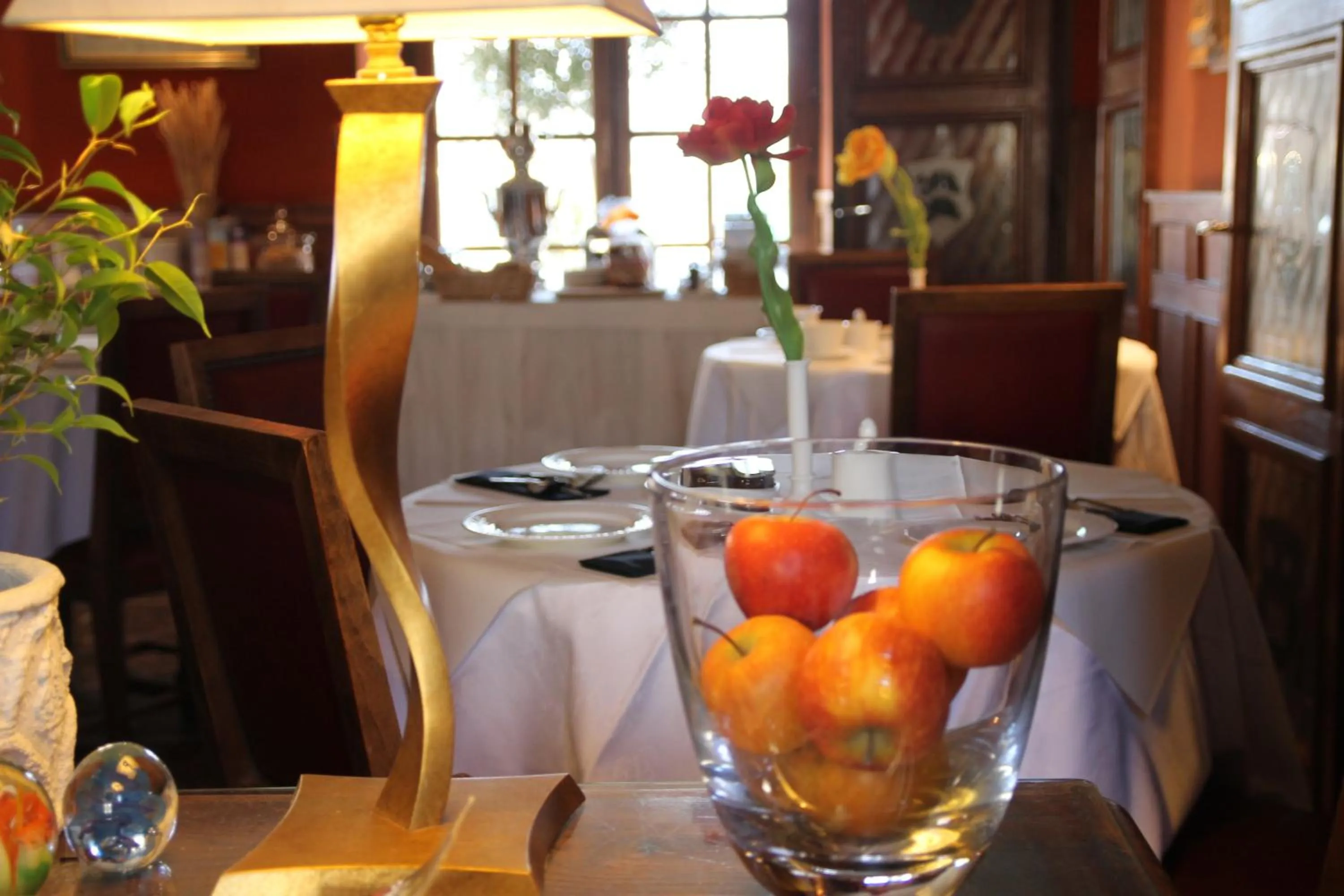 Decorative detail in Hôtel de Londres