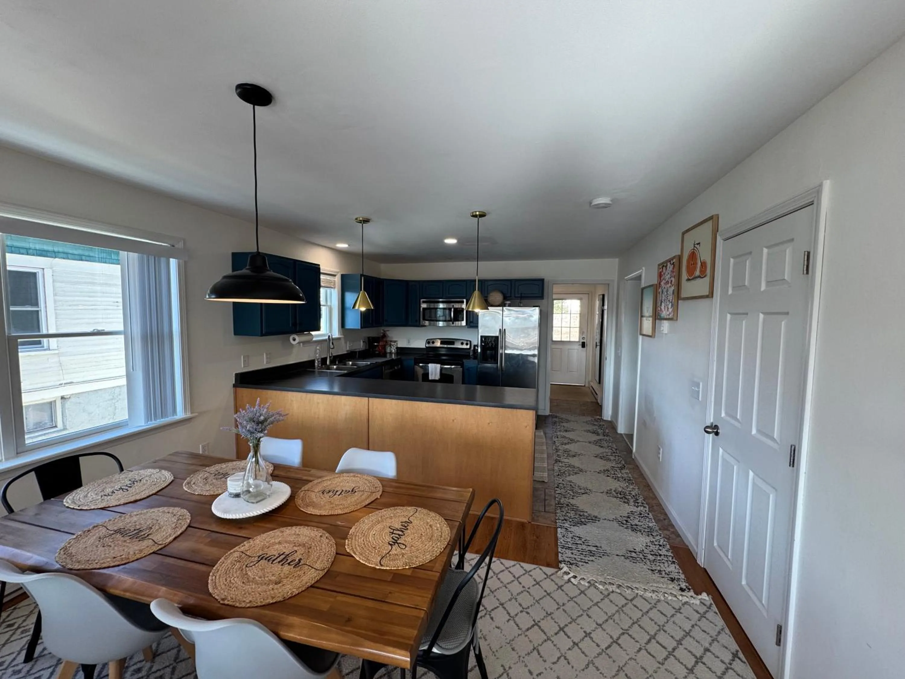 Kitchen or kitchenette in Central Lake Placid Mountain Views