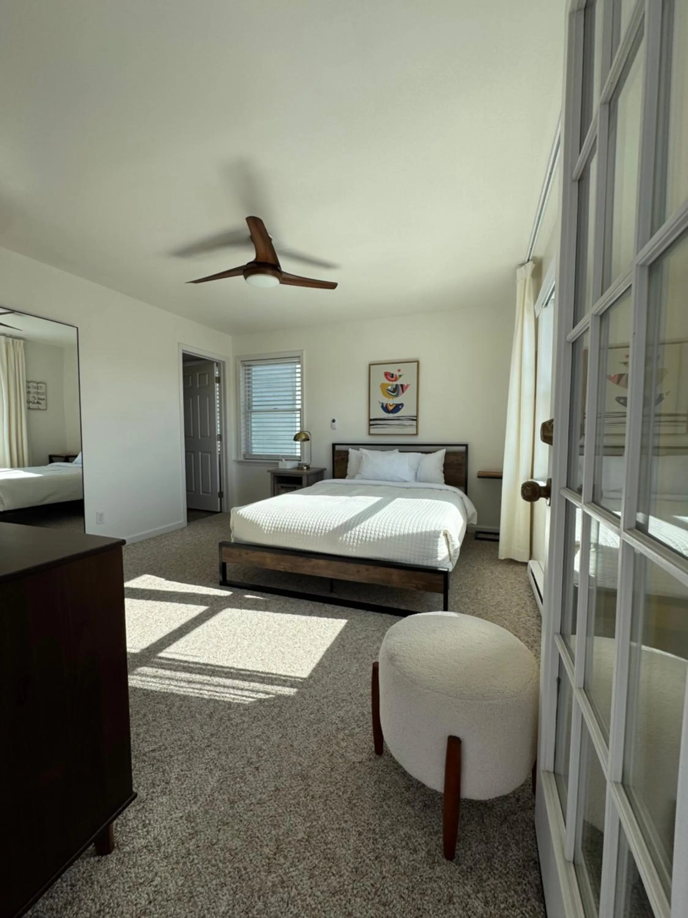 Photo of the whole room, Bed in Central Lake Placid Mountain Views