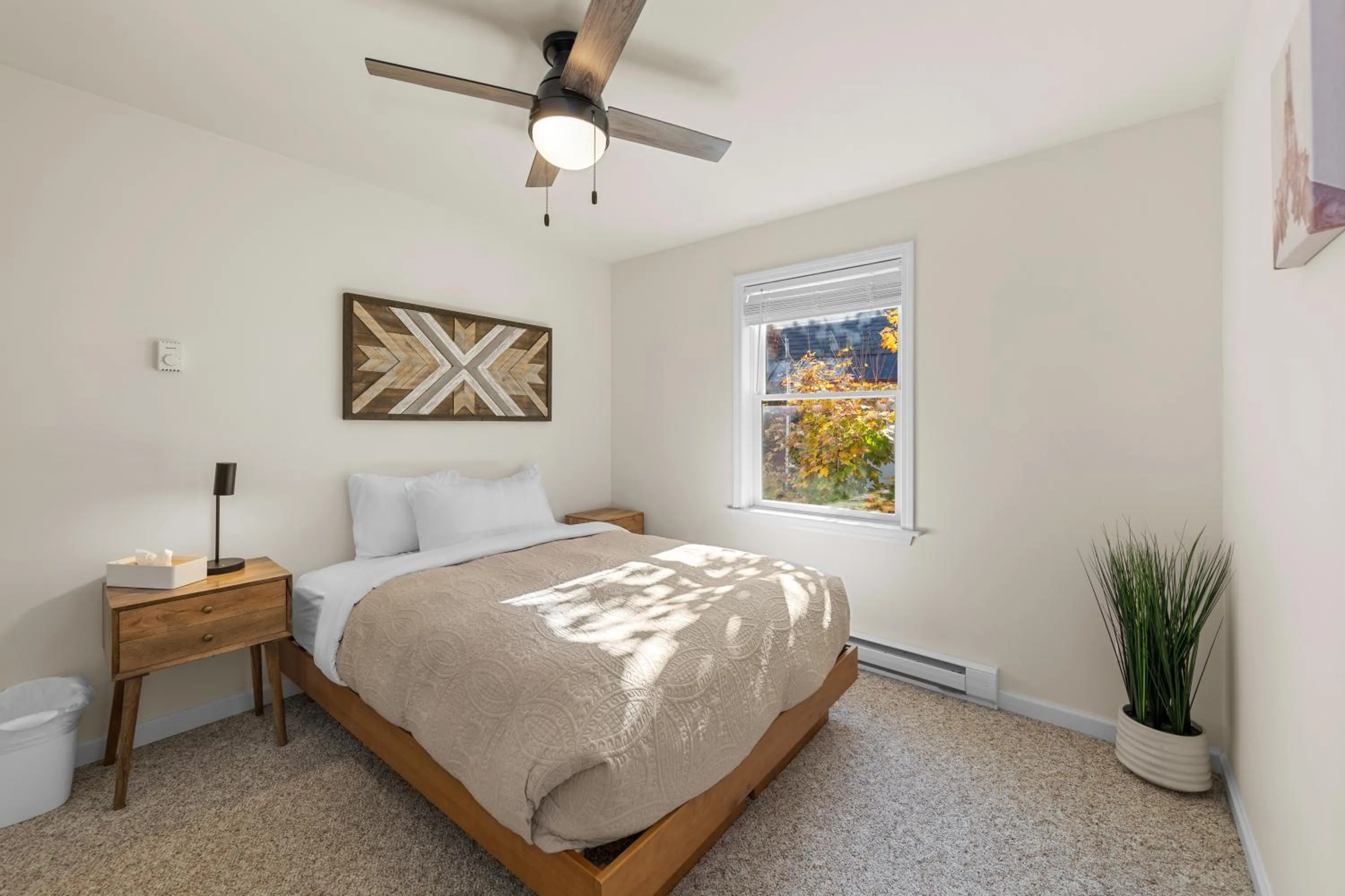 Bed in Central Lake Placid Mountain Views