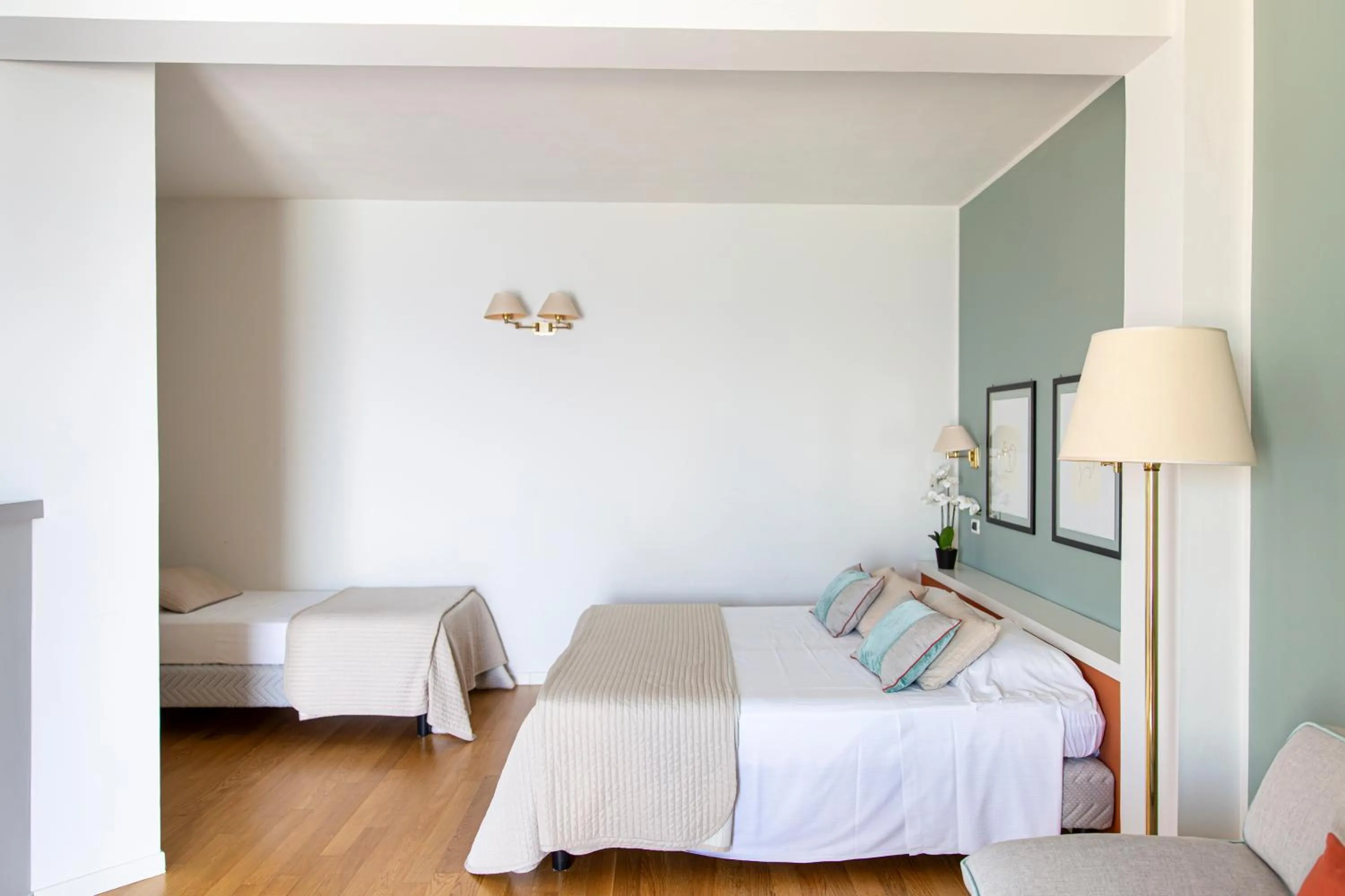 Bed in Hotel Punta Nord Est