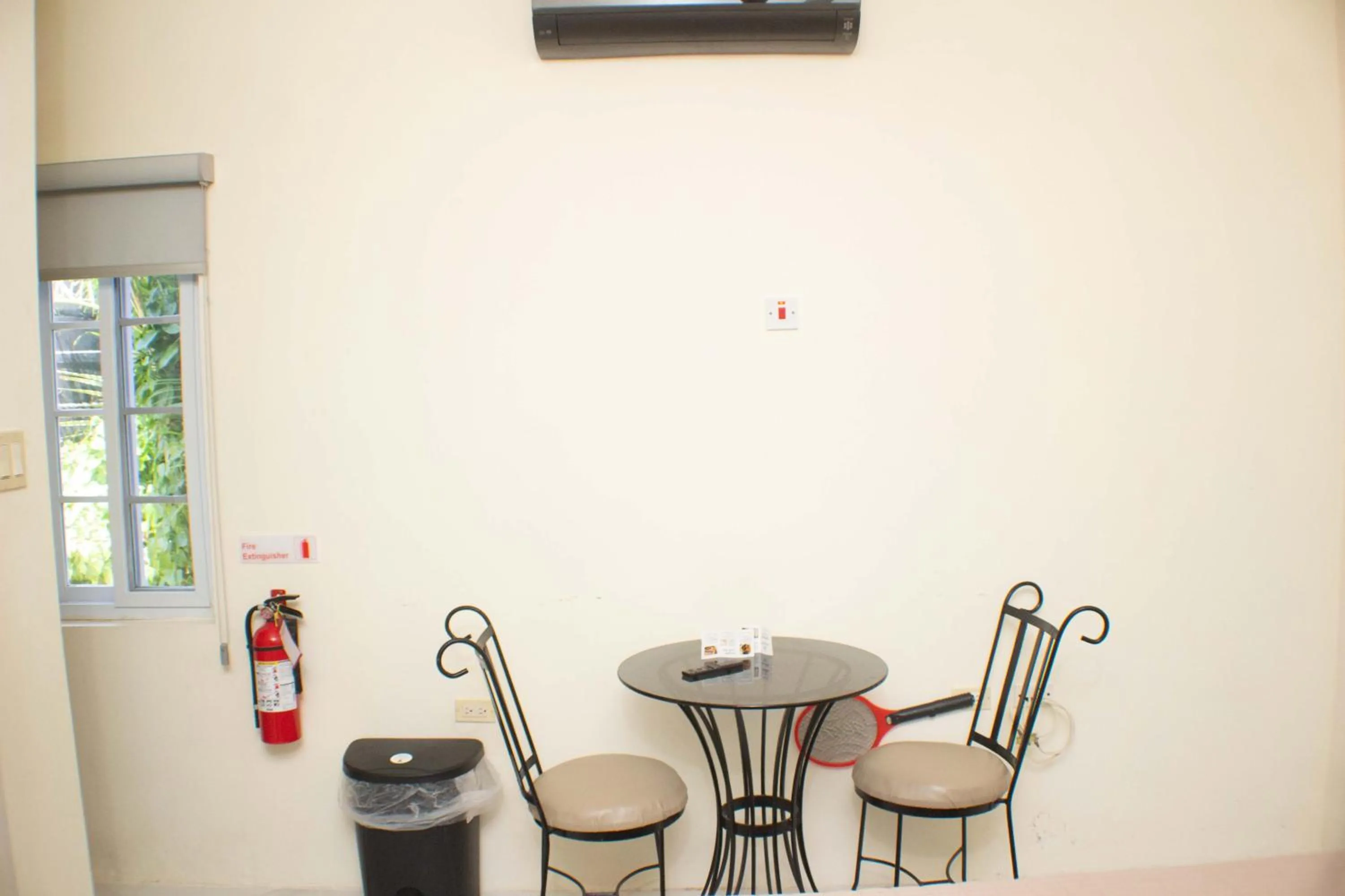 Seating area in The Vista Inn