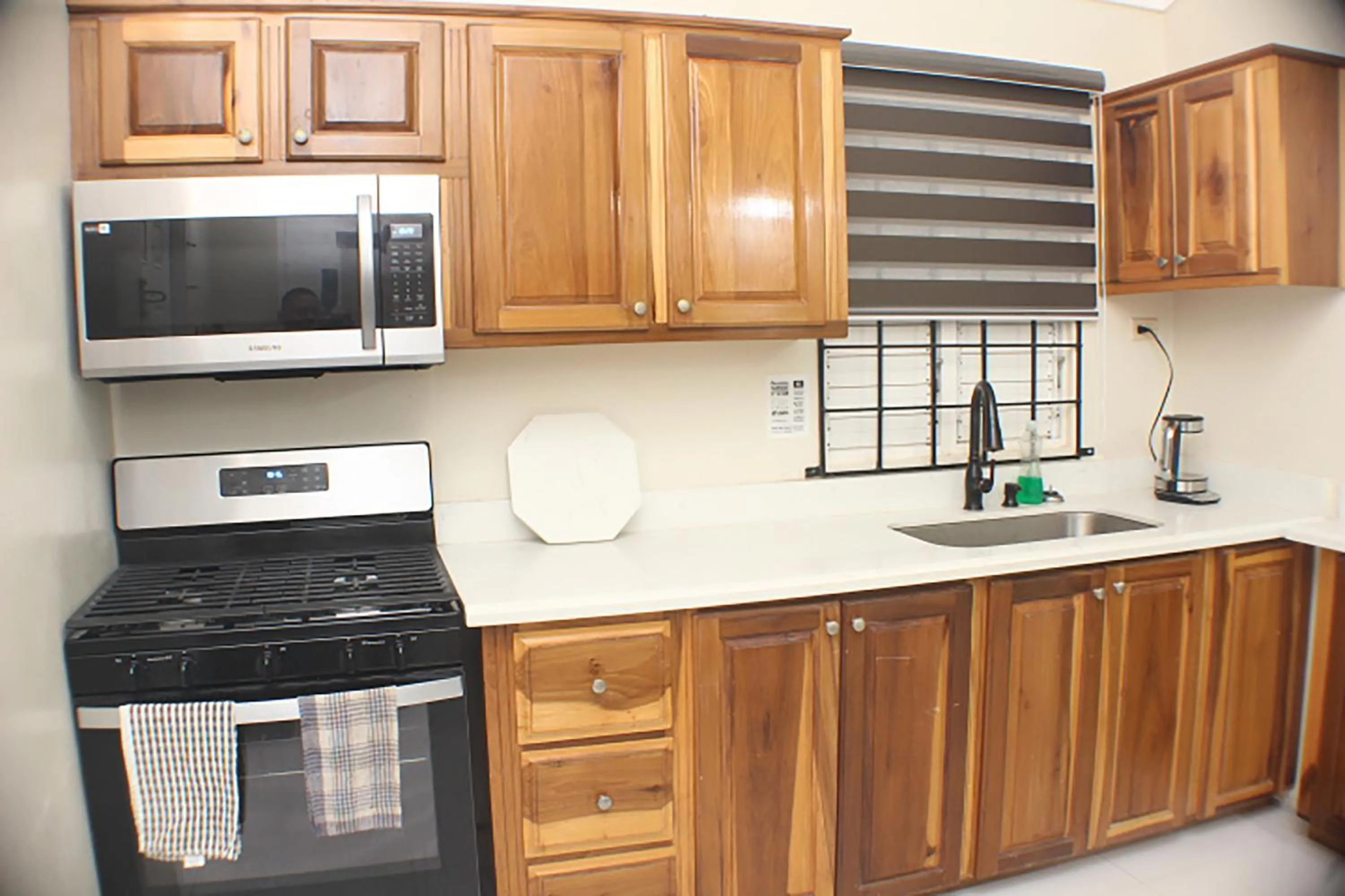 Kitchen or kitchenette in The Vista Inn