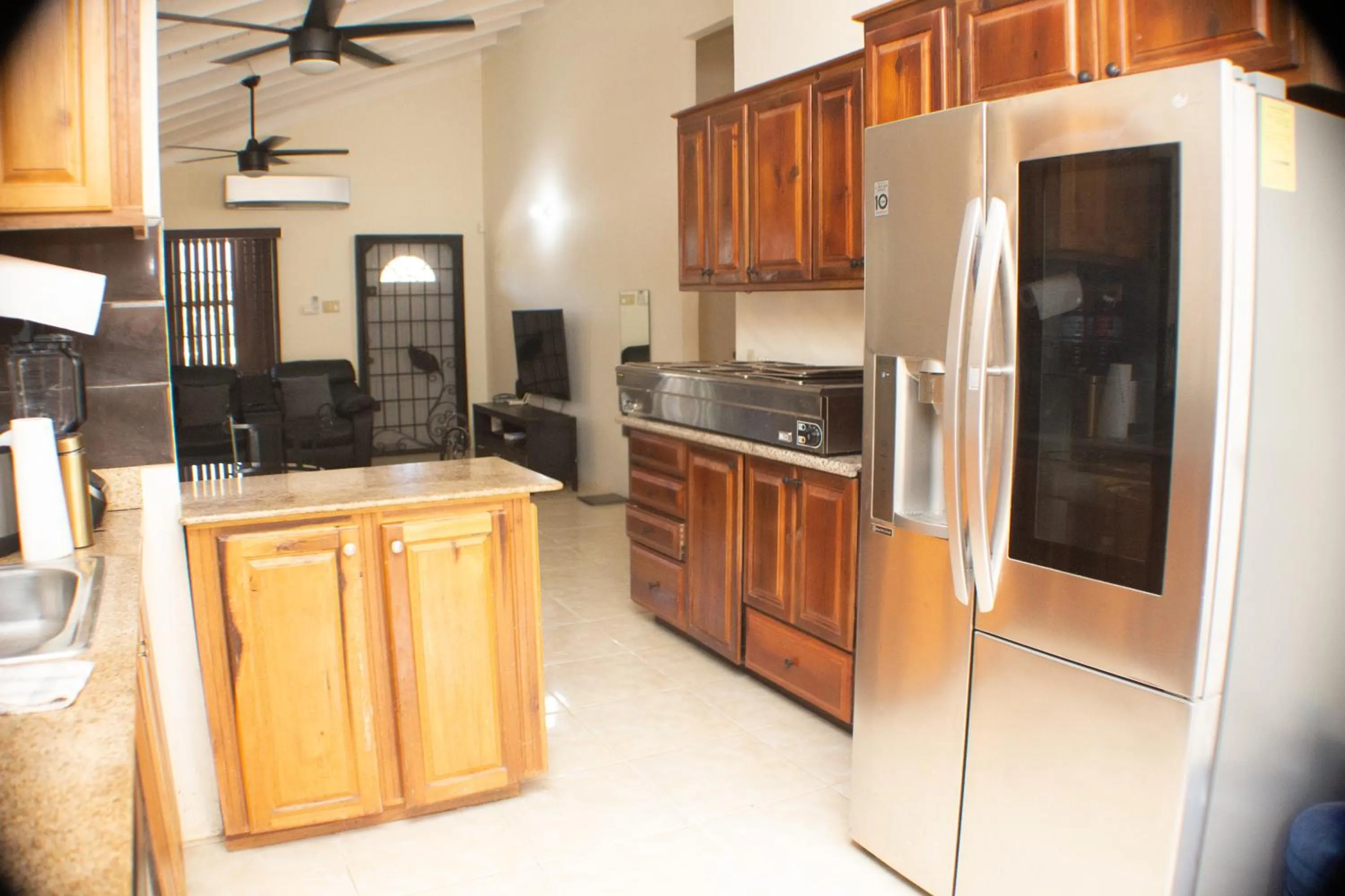 Kitchen or kitchenette in The Vista Inn