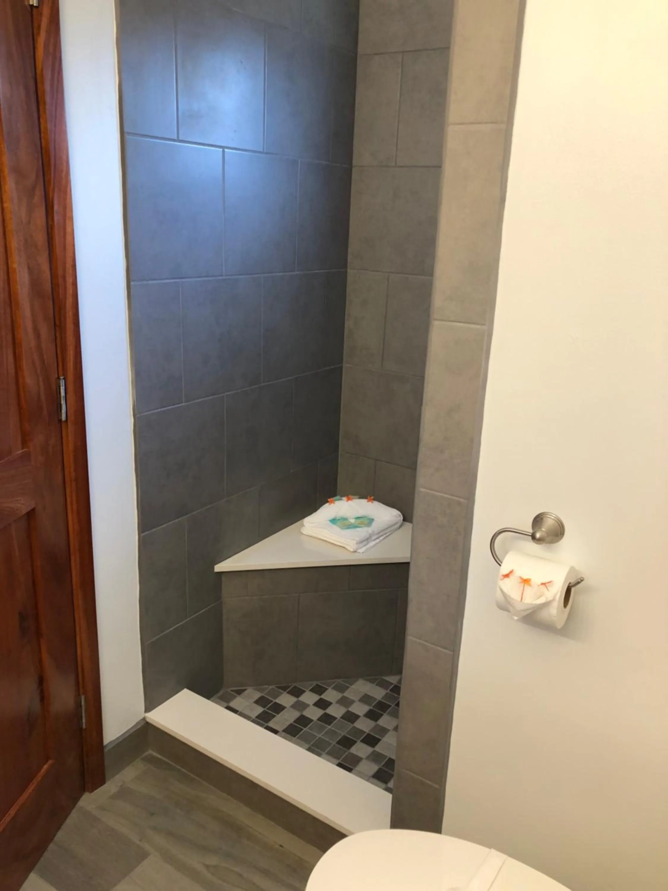 Shower in Ceiba Beach Resort