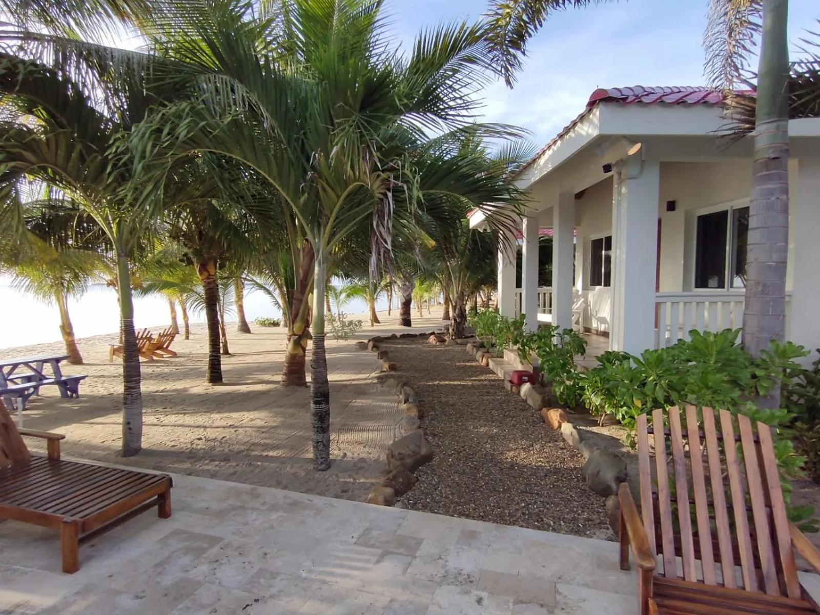 Property building in Ceiba Beach Resort