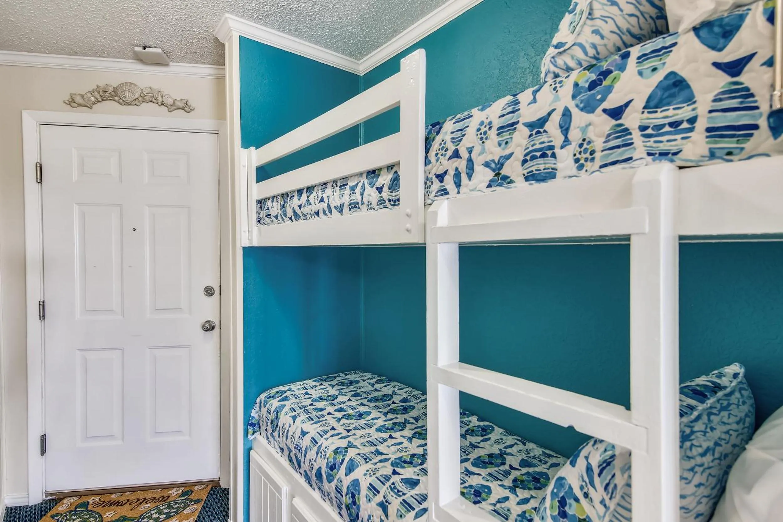 Property building, Bed in Casa del Mar 182-Turtle Haven