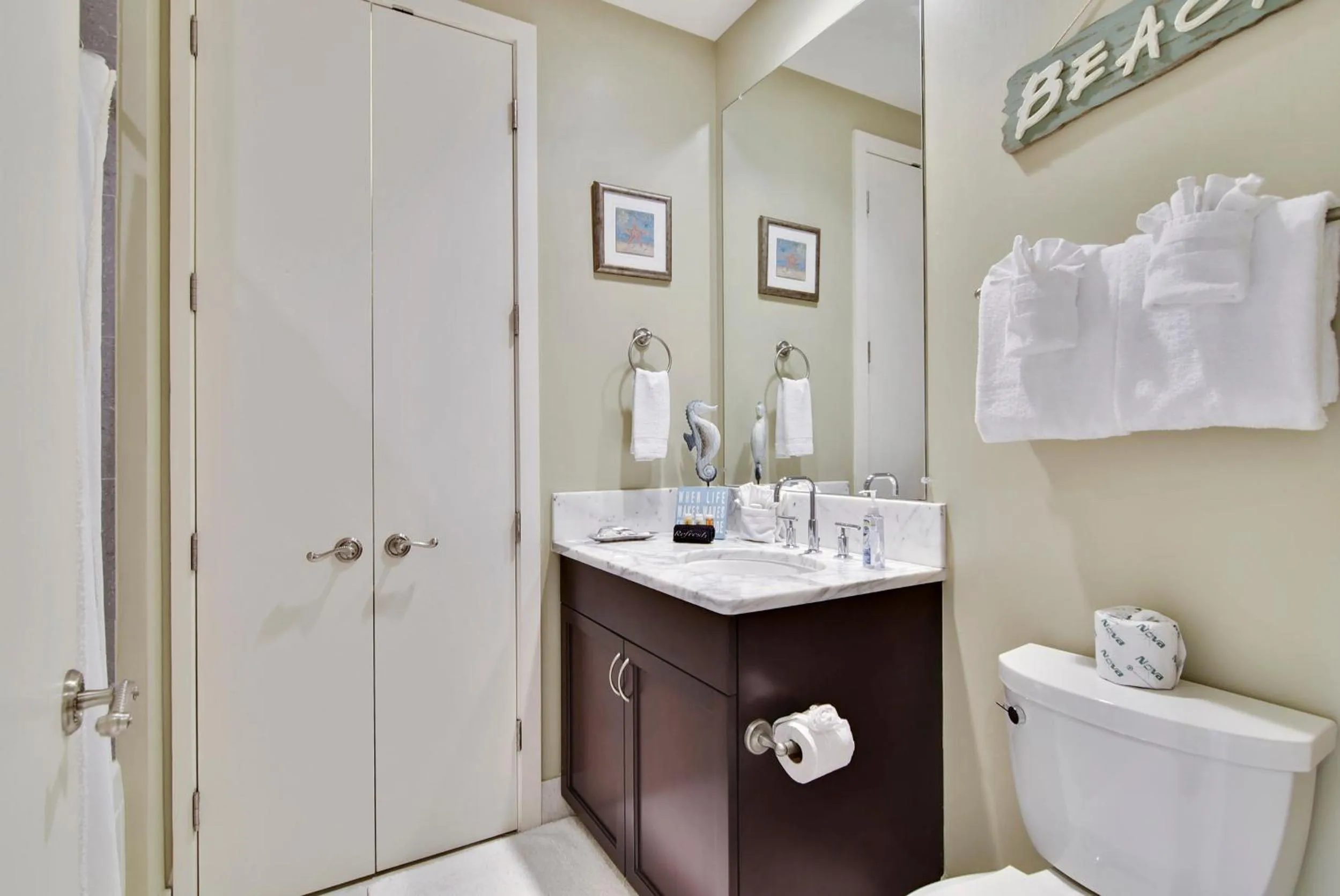 Bathroom in Diamond Beach 304-Sapphire