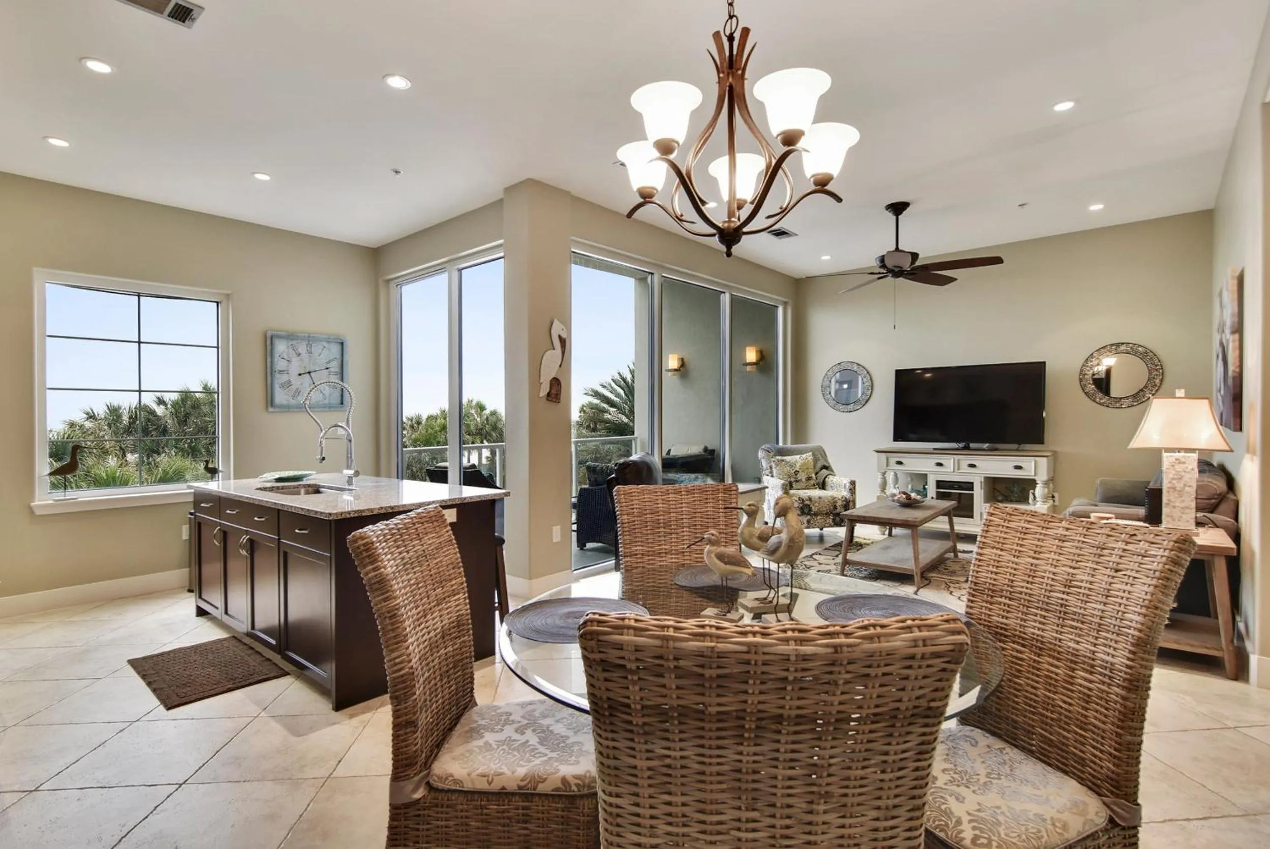 Property building in Diamond Beach 304-Sapphire