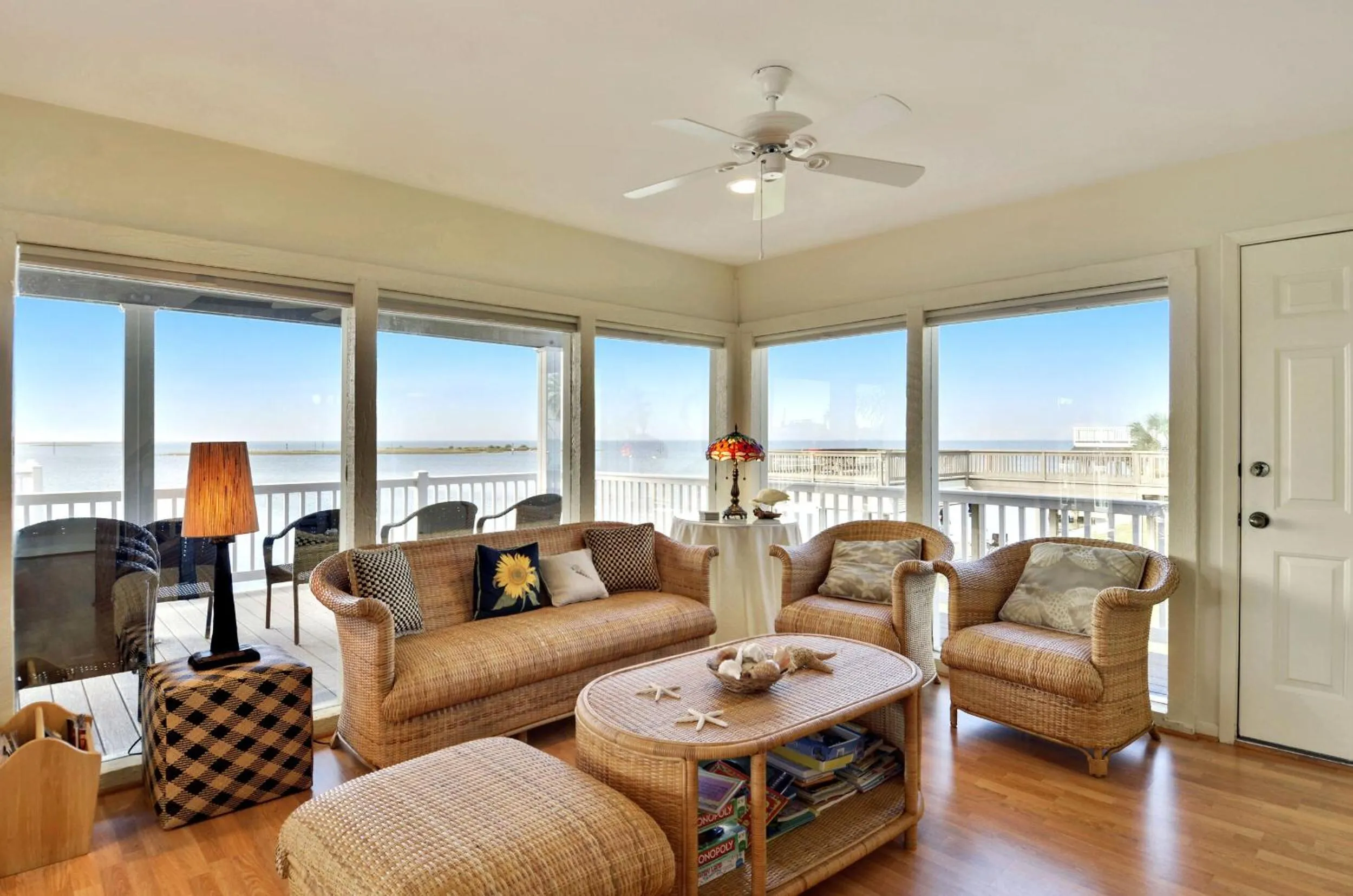 Living room in Bahia Azul Sunset