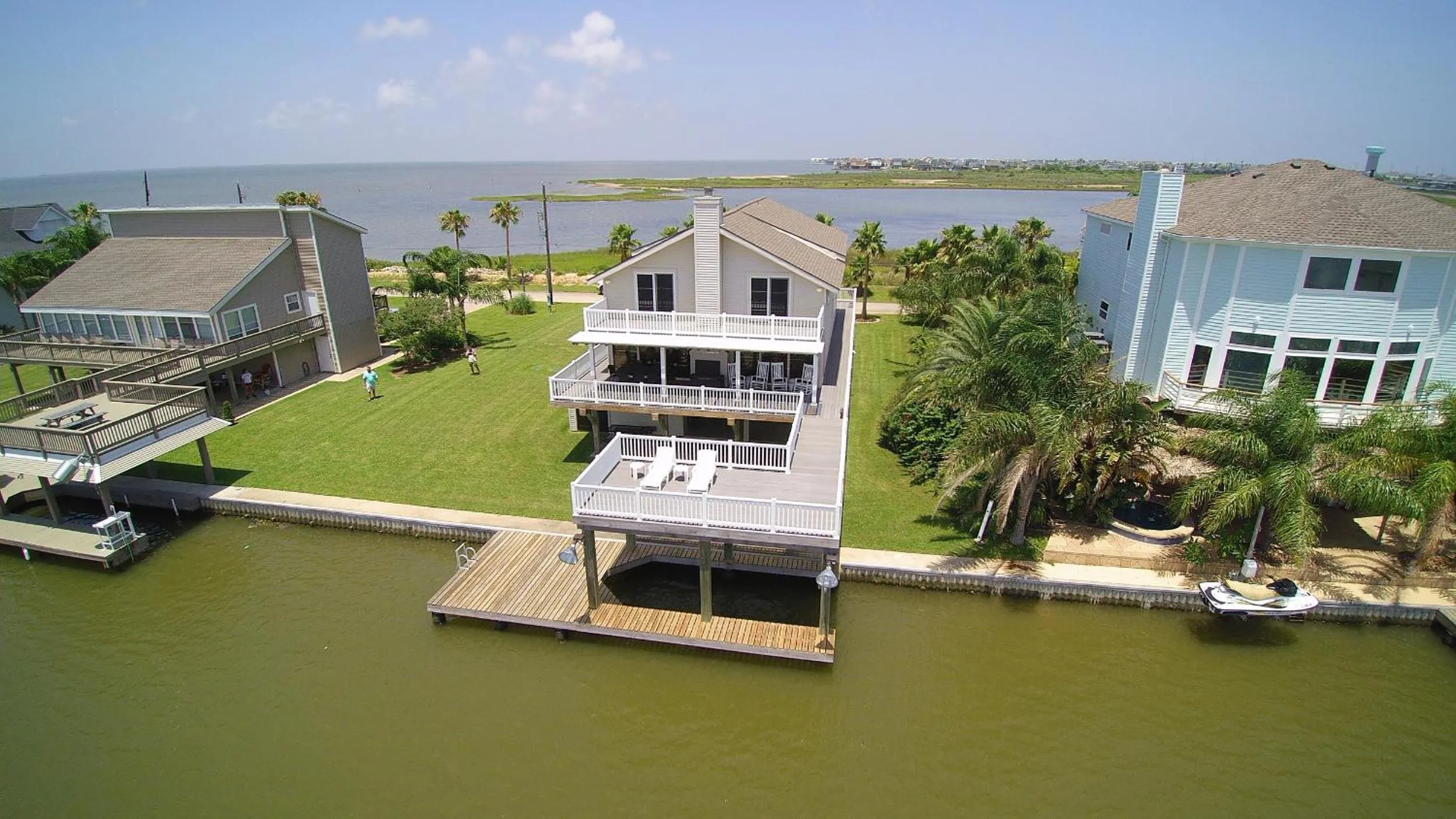 Property building in Bahia Azul Sunset
