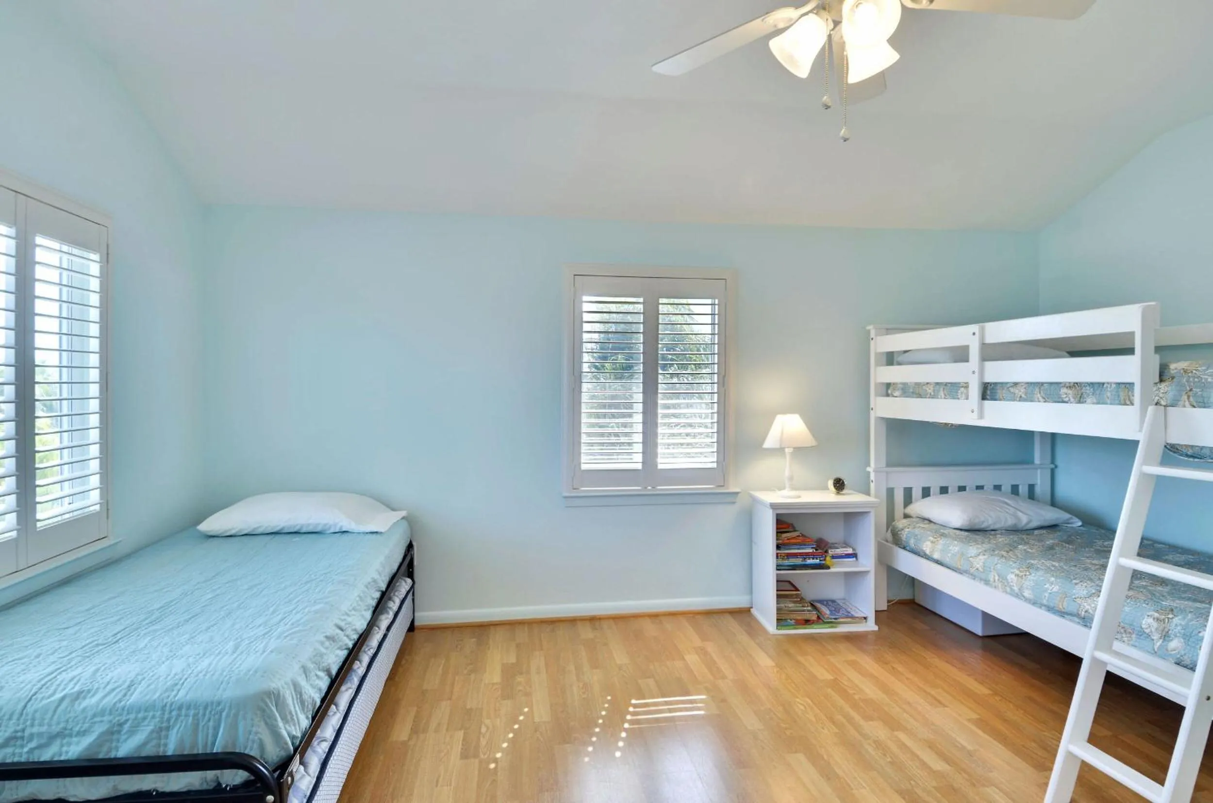 Property building, Bed in Bahia Azul Sunset