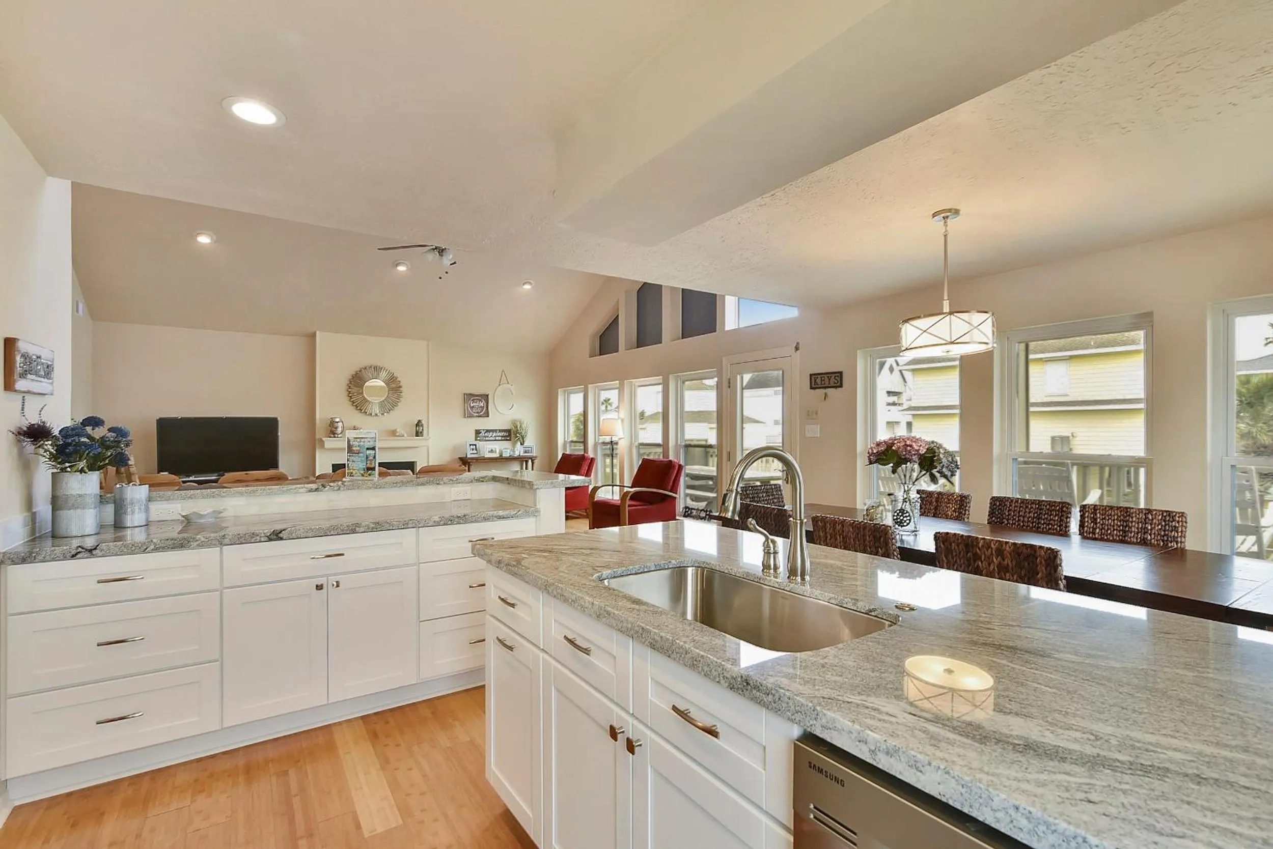 Kitchen or kitchenette in All Decked Out