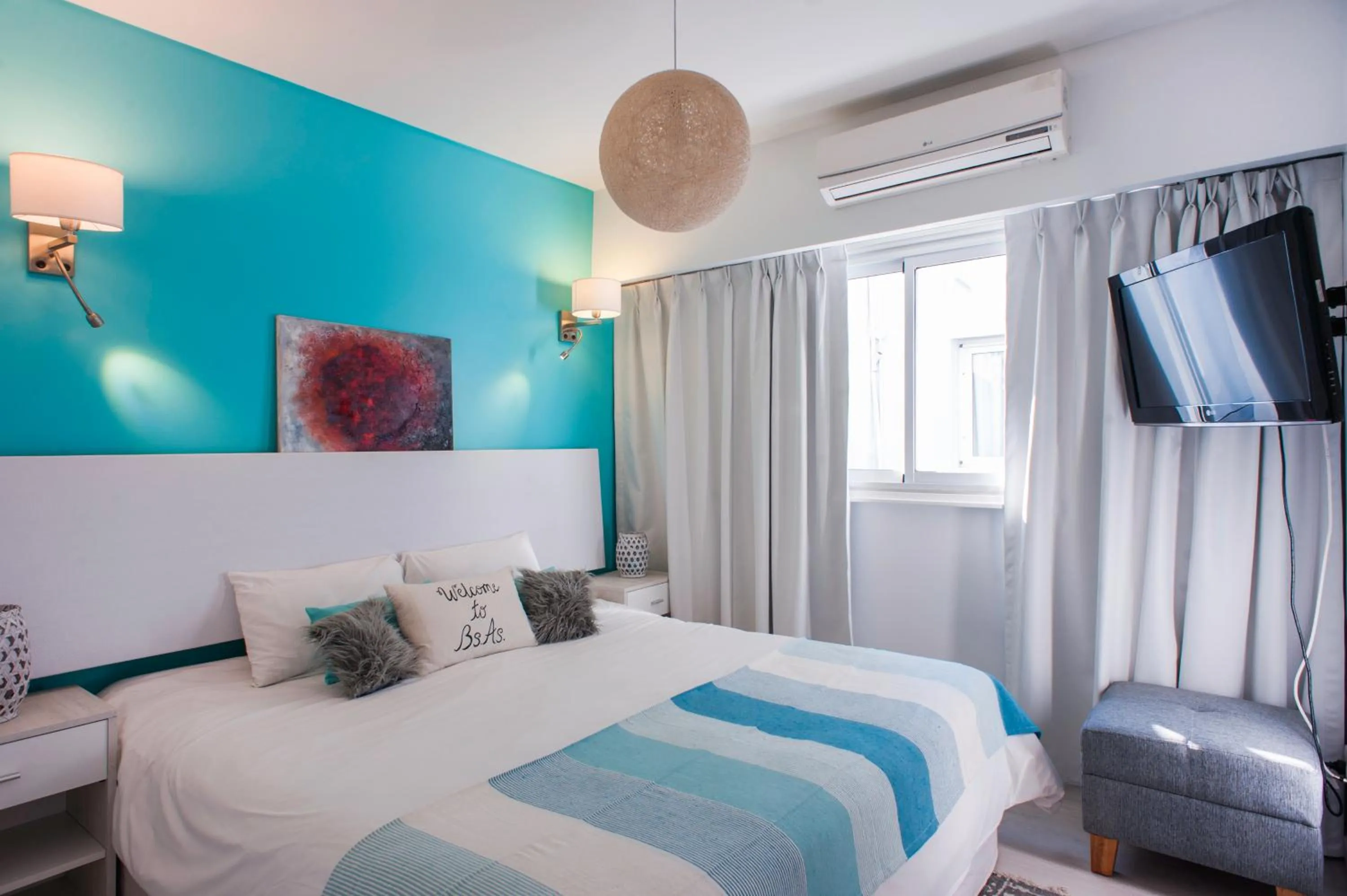 Bed in Soho Point Central