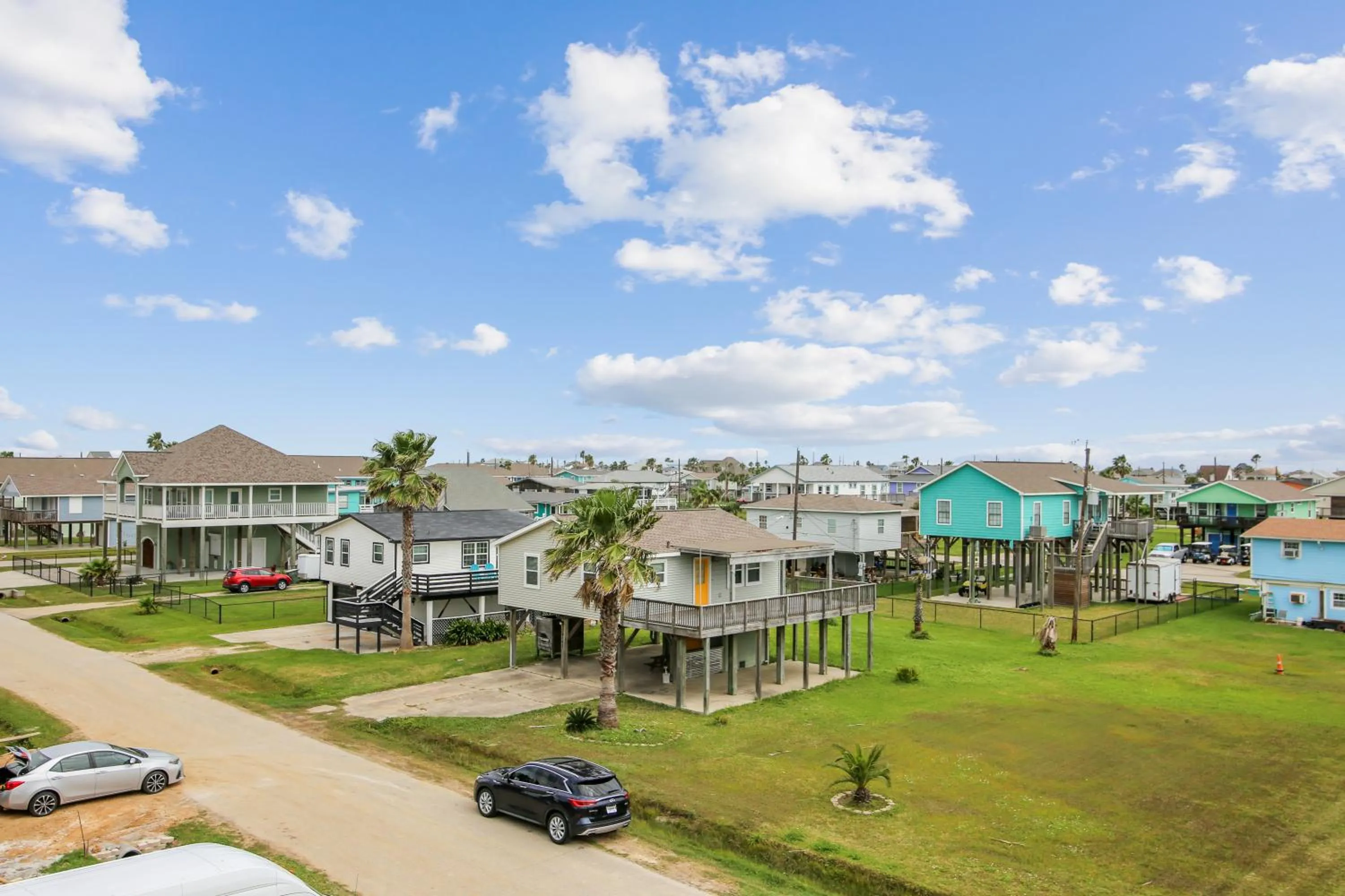 Property building in Sunflower Surf