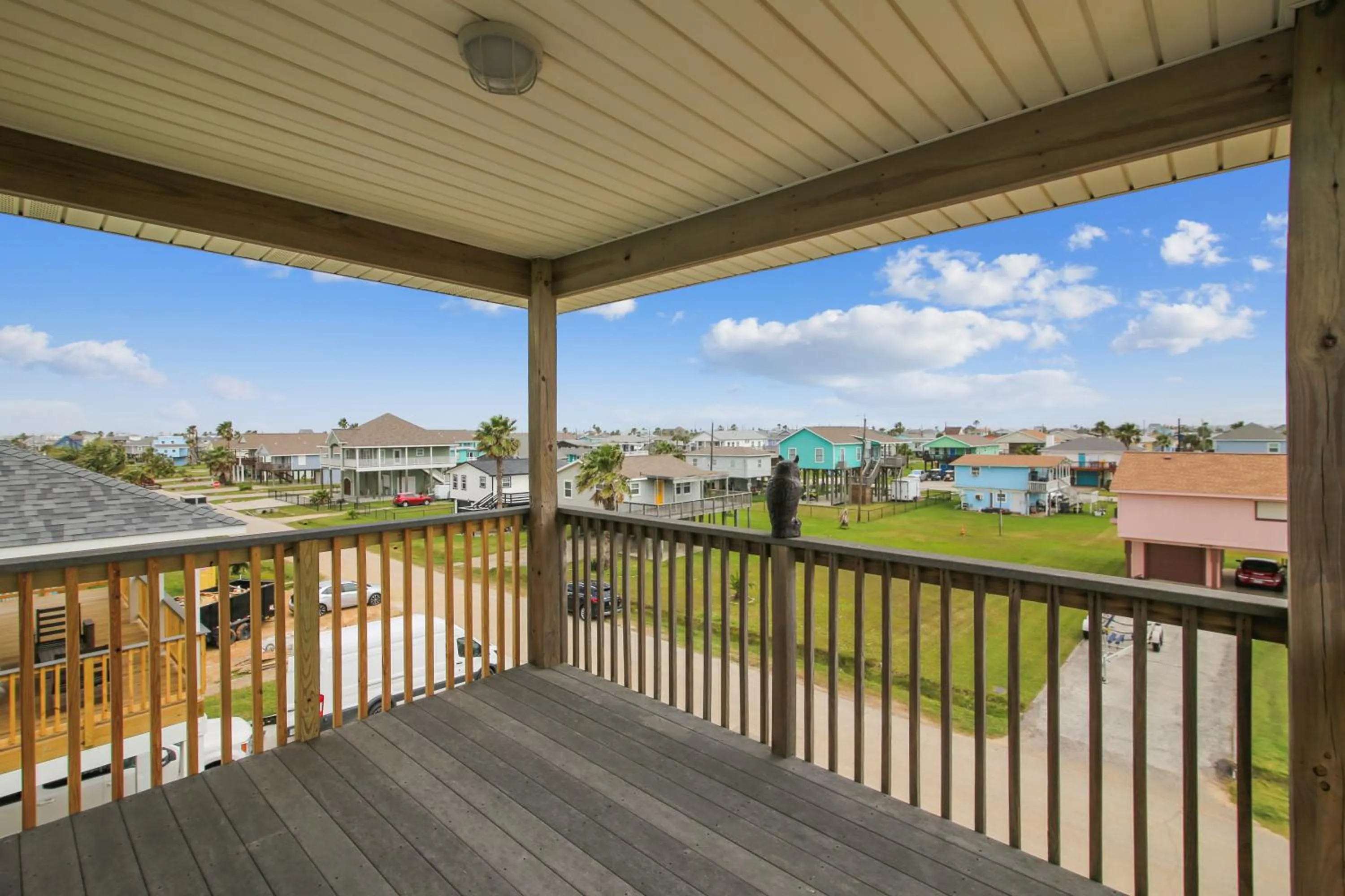 Property building in Sunflower Surf