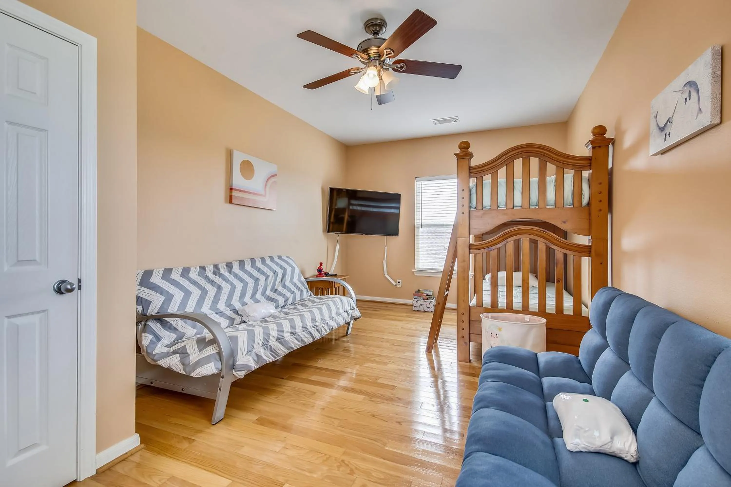 Property building in Sunflower Surf