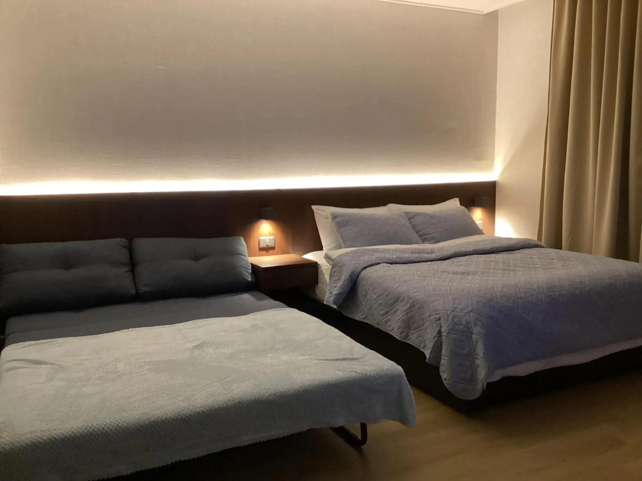 Bed in Luxury Condo in Clark Pampanga beside Hilton Hotel and Casino