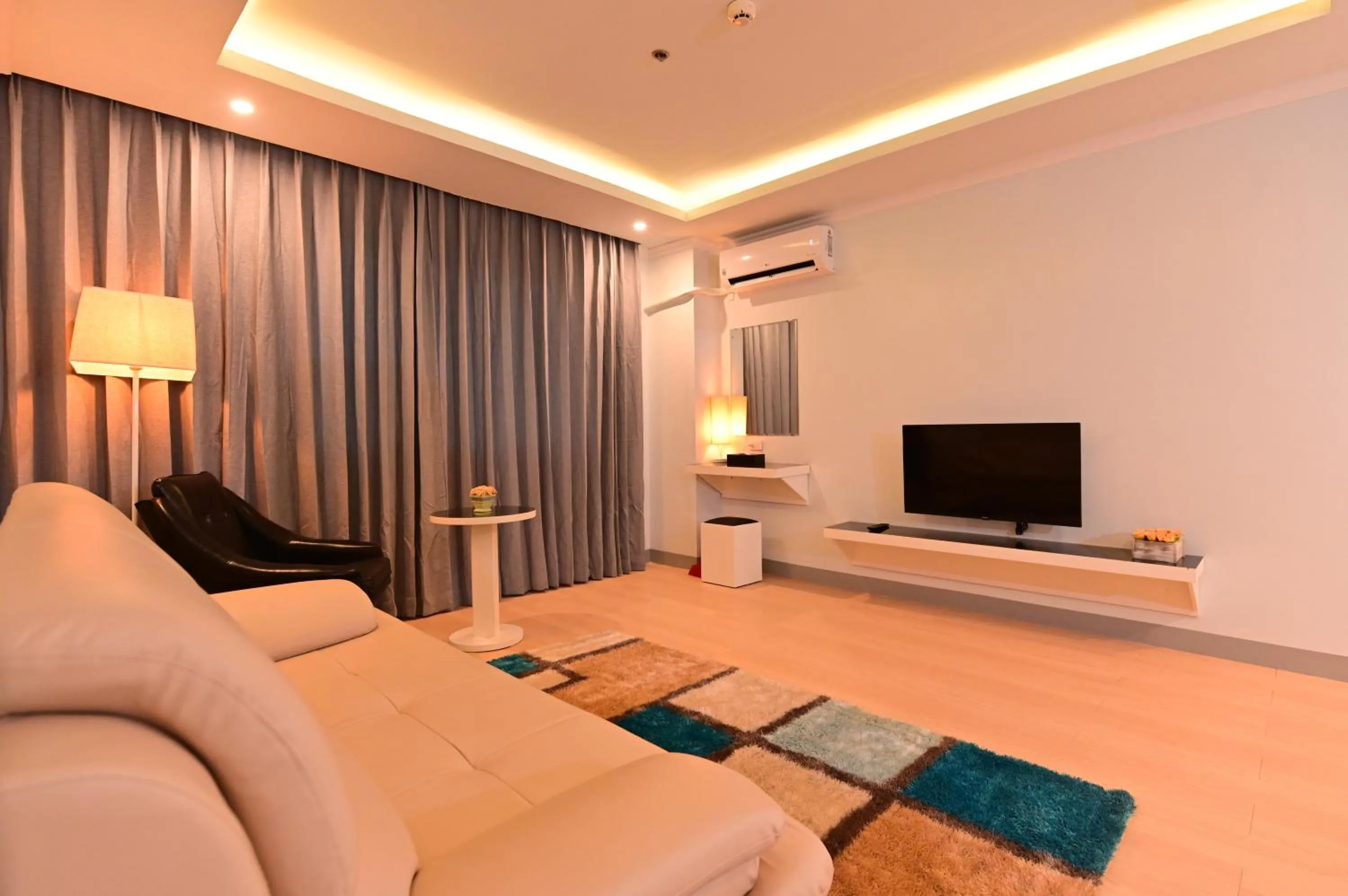 T Shine Resort and Spa