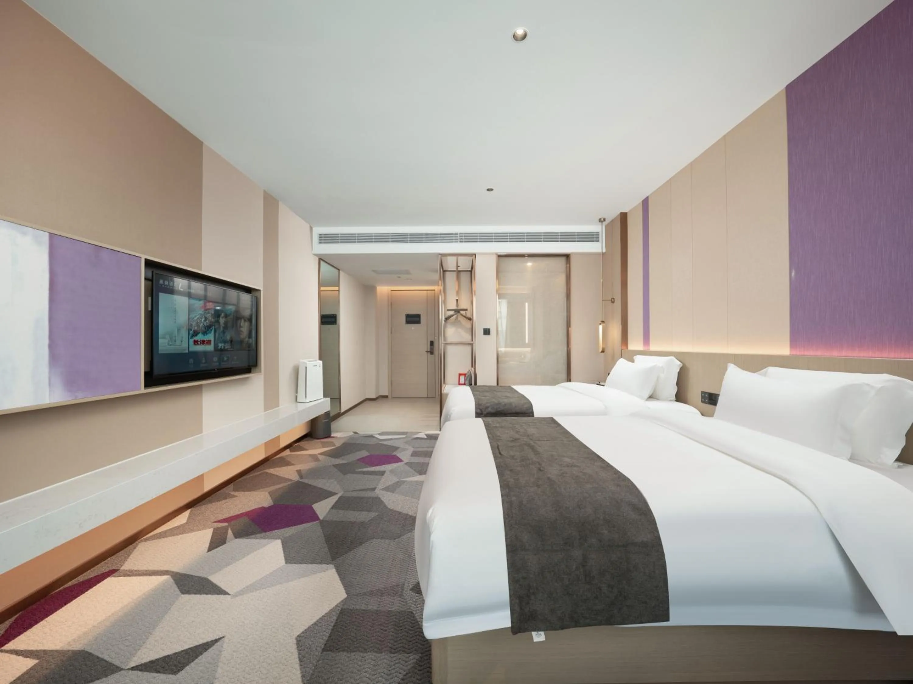 Photo of the whole room, Bed in Lavande Hotel Qihe Economic Development Zone