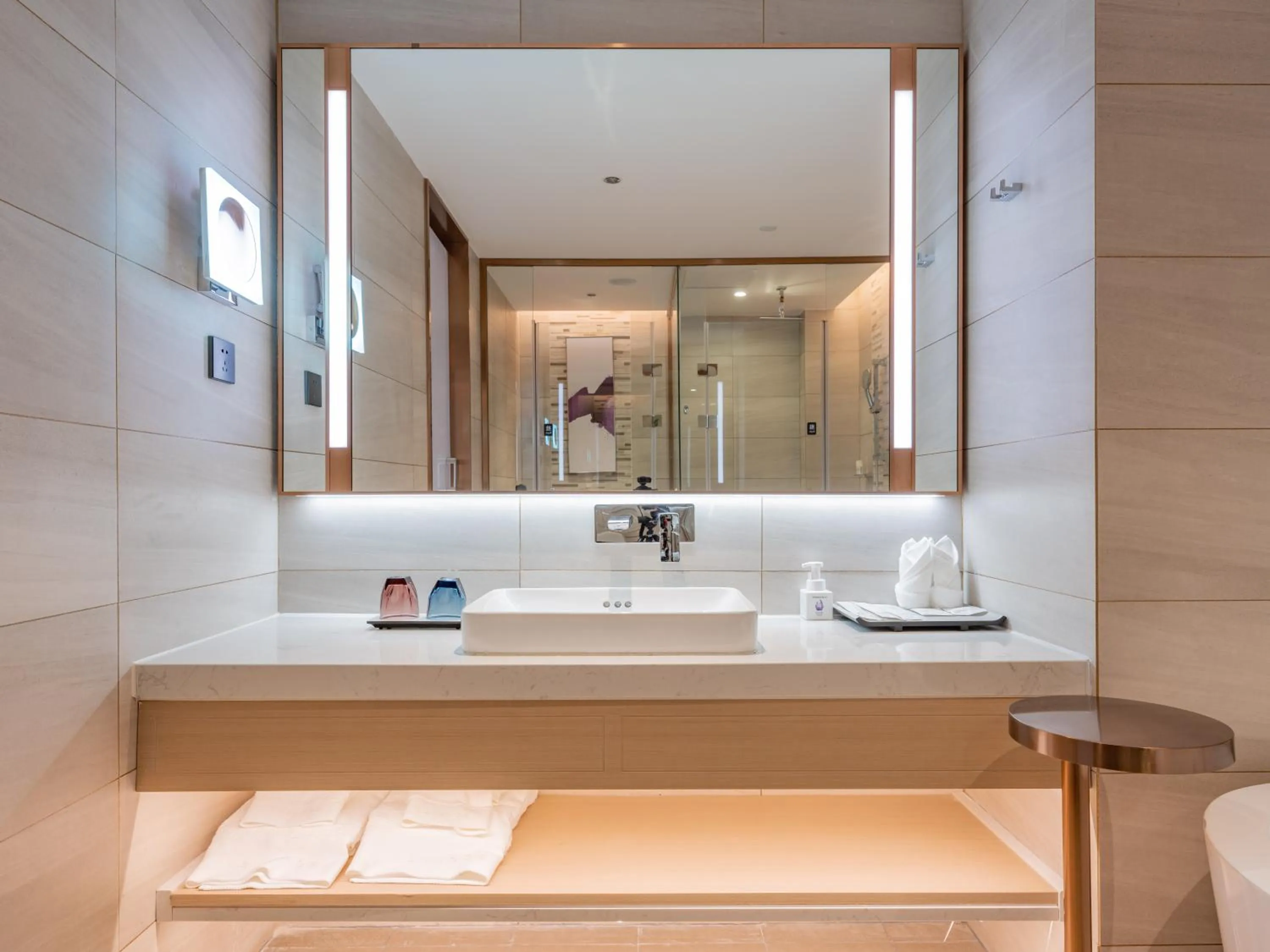 Bathroom in Lavande Hotel Qihe Economic Development Zone