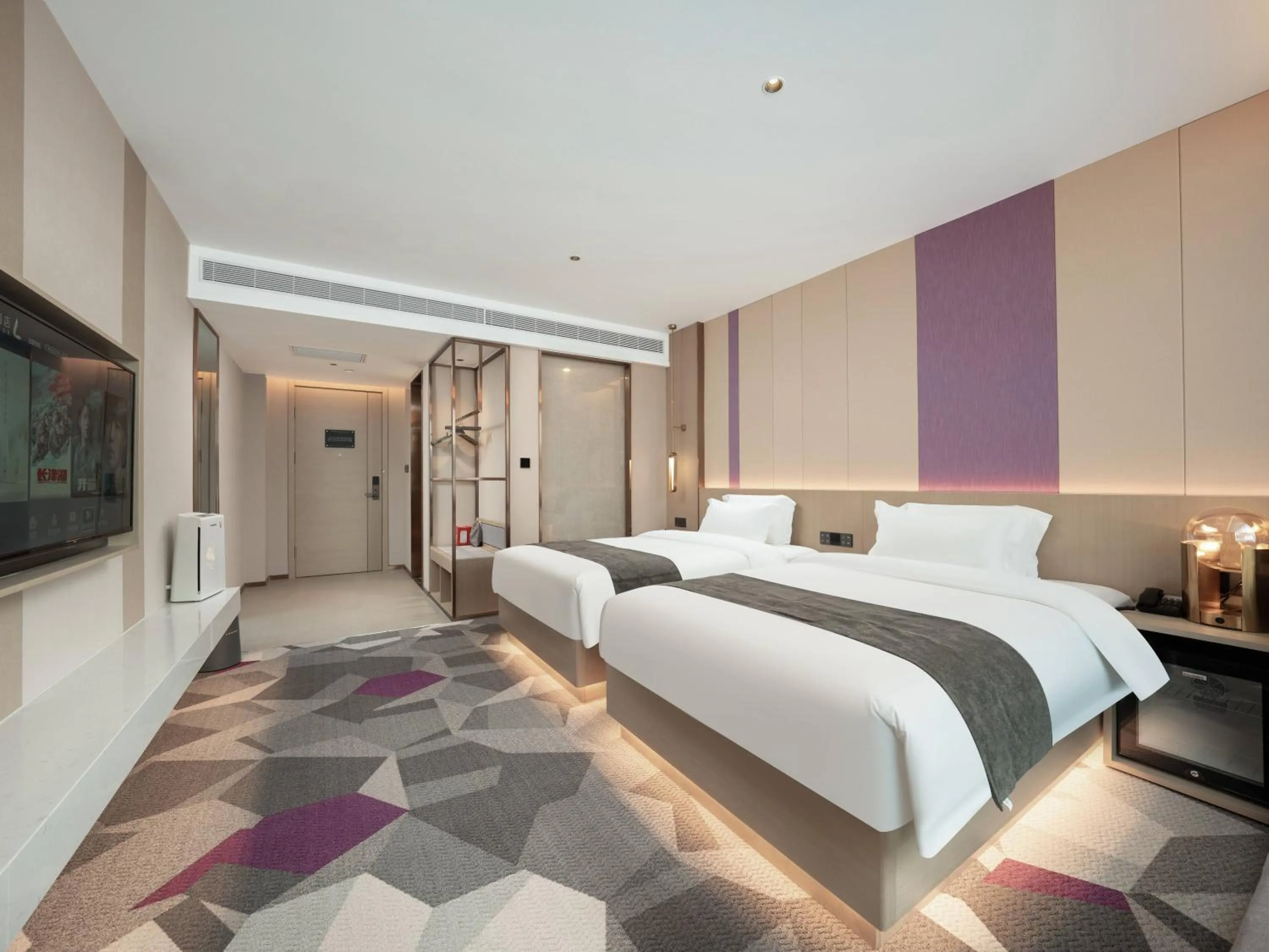 Photo of the whole room, Bed in Lavande Hotel Qihe Economic Development Zone