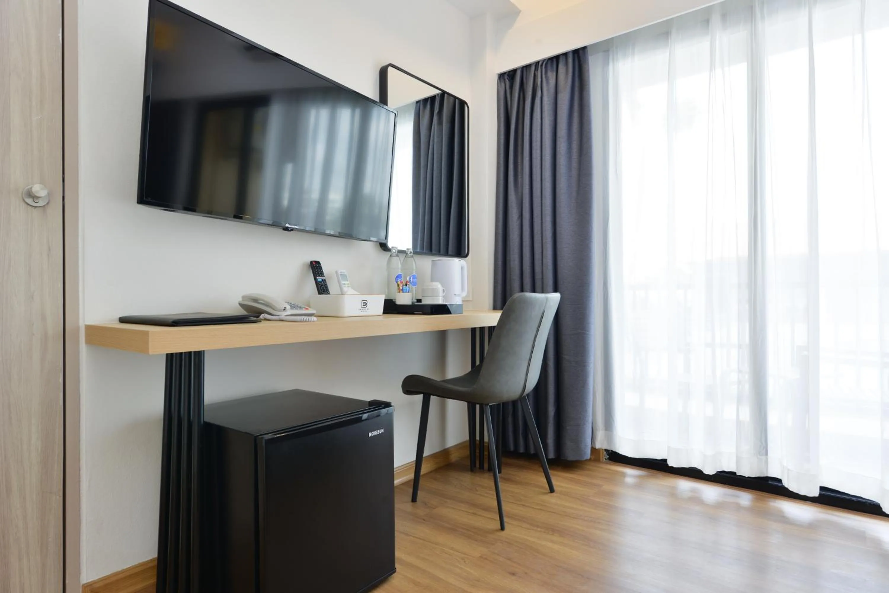 TV and multimedia in Grand BS Airport Hotel Suvarnabhumi