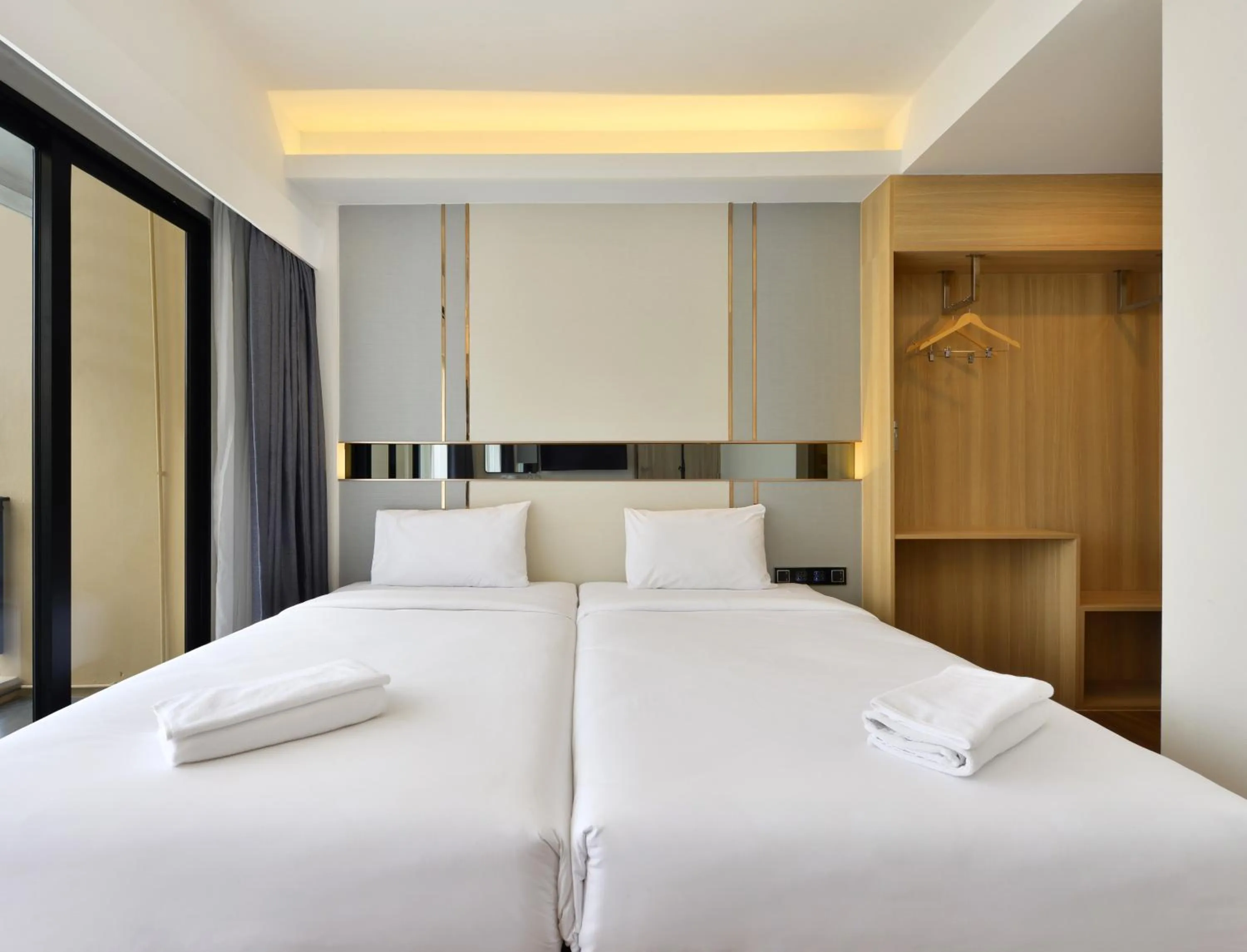 Bed in Grand BS Airport Hotel Suvarnabhumi