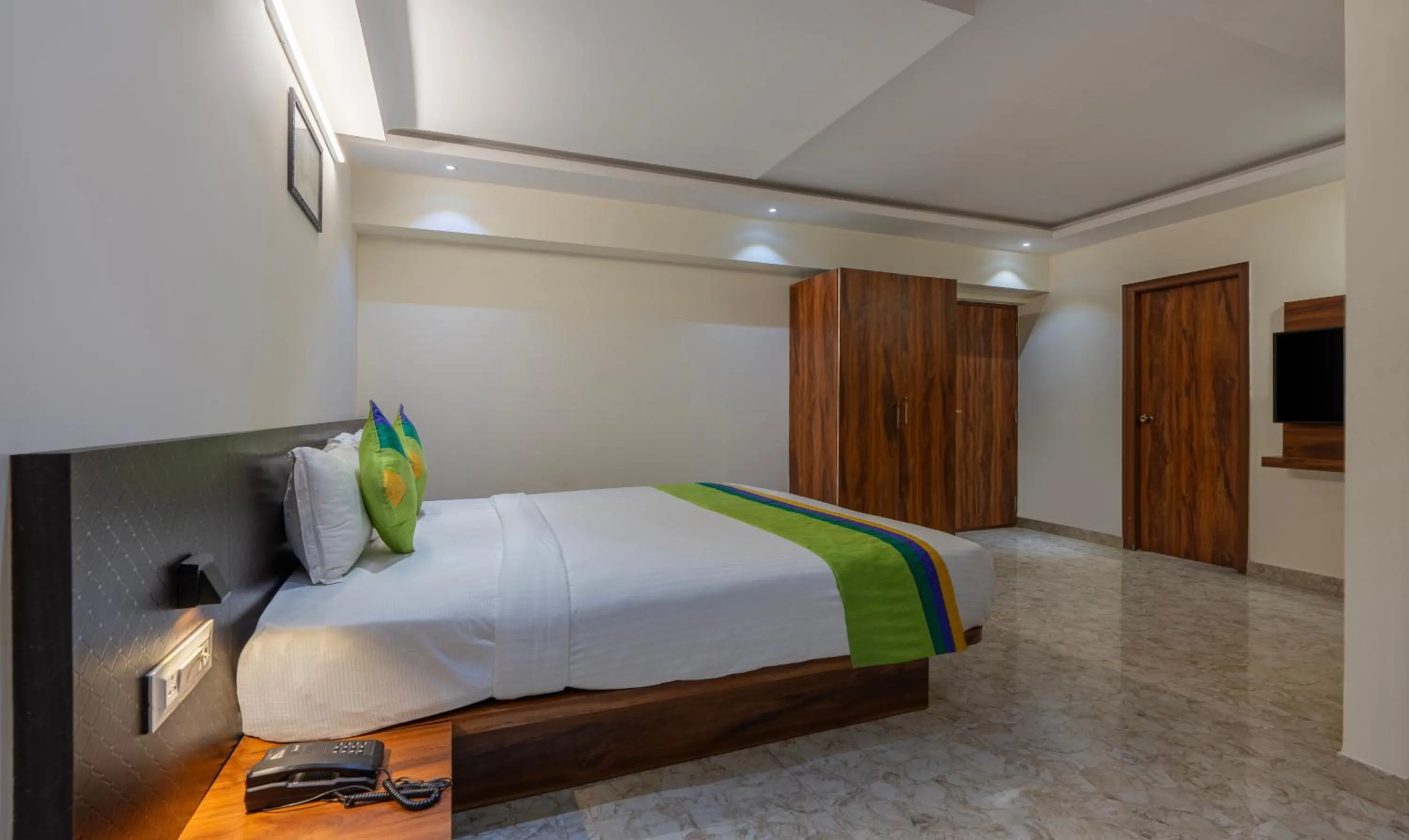 Bedroom, Bed in Treebo Sai Fortune Gateway