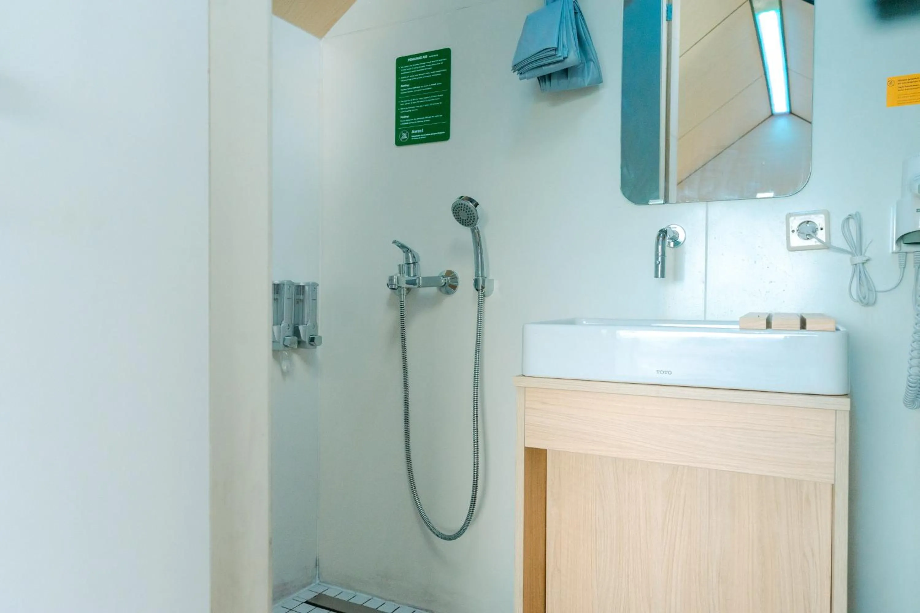 Bobocabin Coban Rondo, Malang