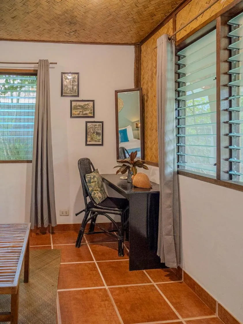 Golden Monkey Beach Hotel