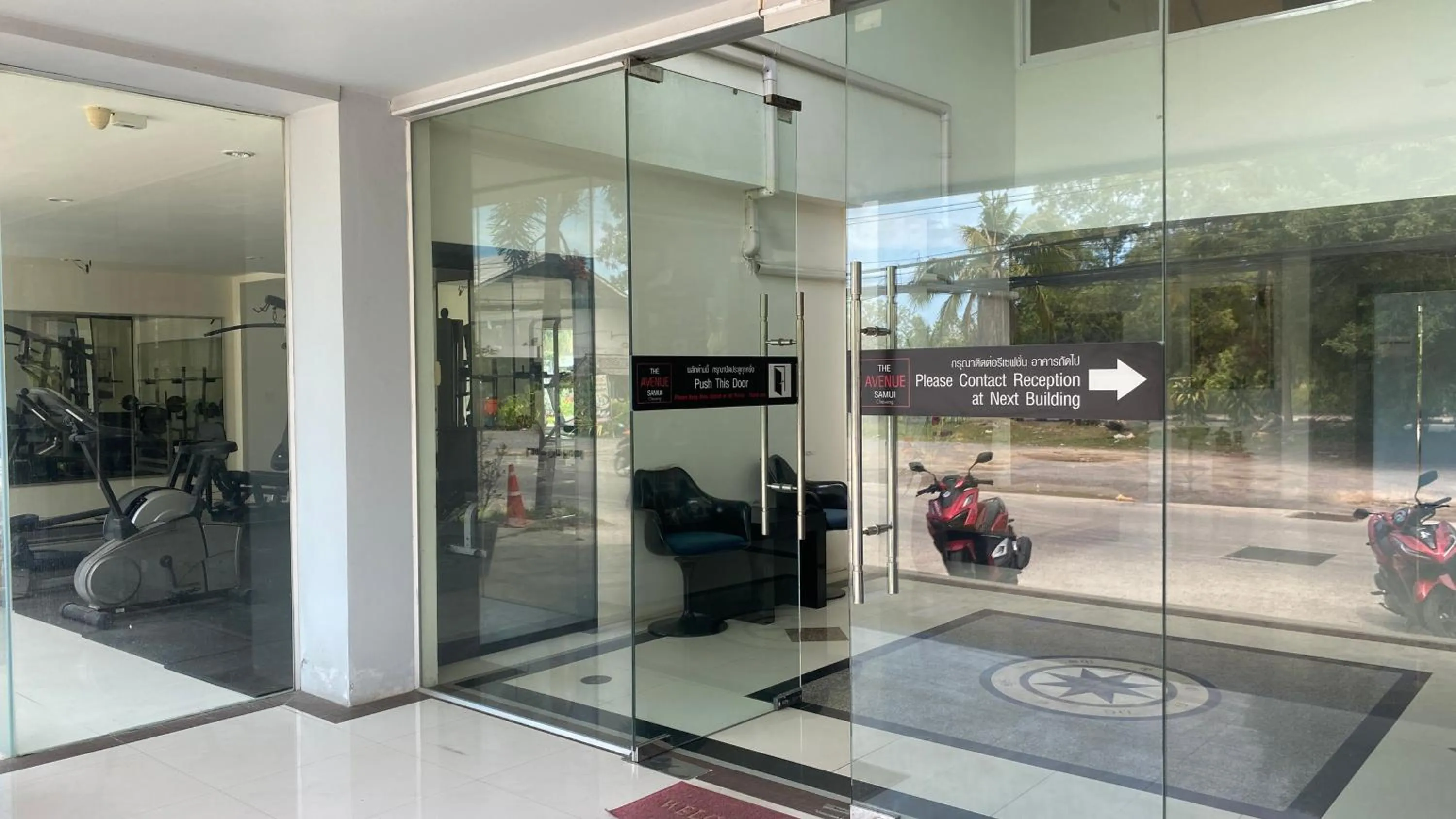 Property building in Laemdin Hotel