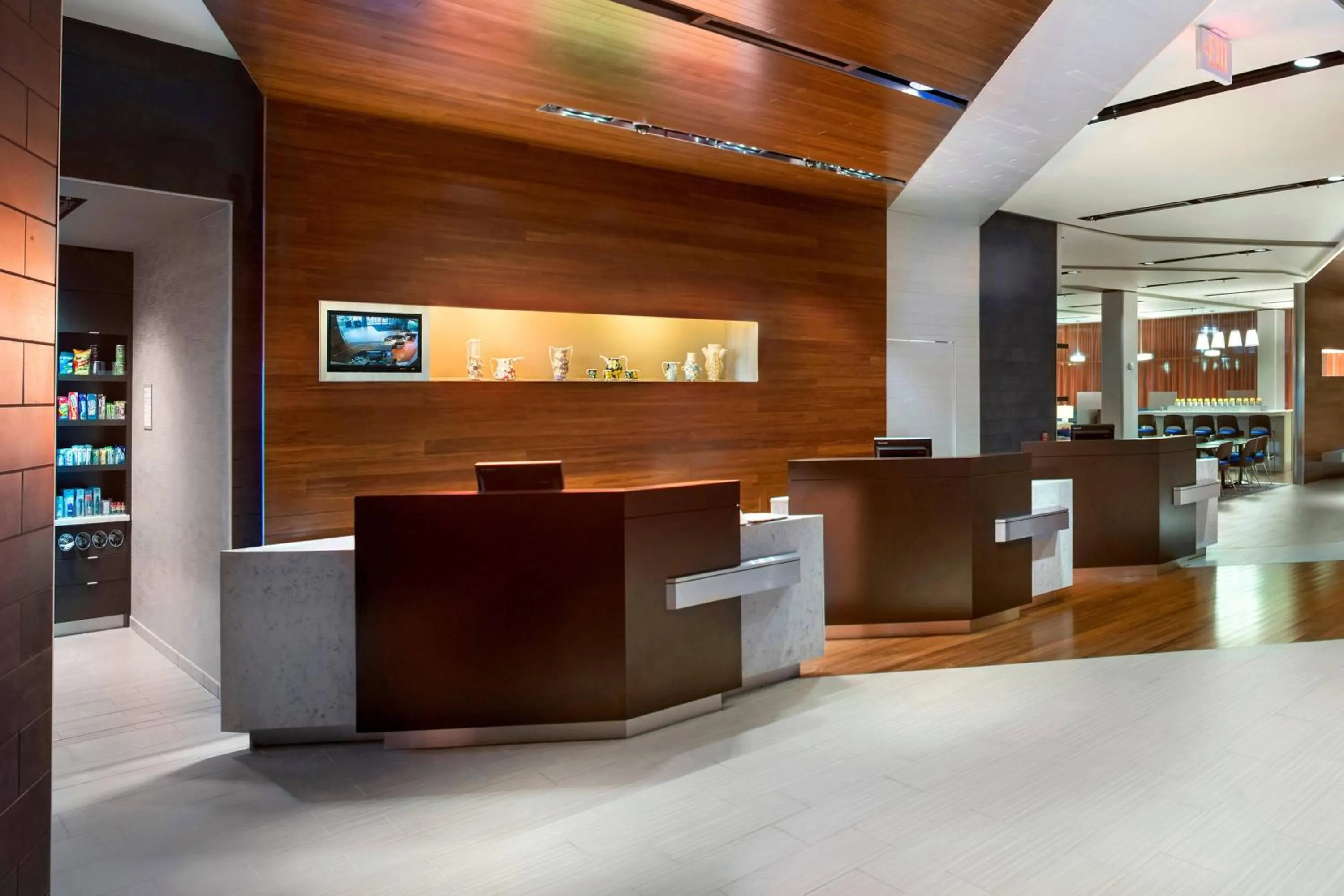 Lobby or reception in Courtyard by Marriott Philadelphia South at The Navy Yard