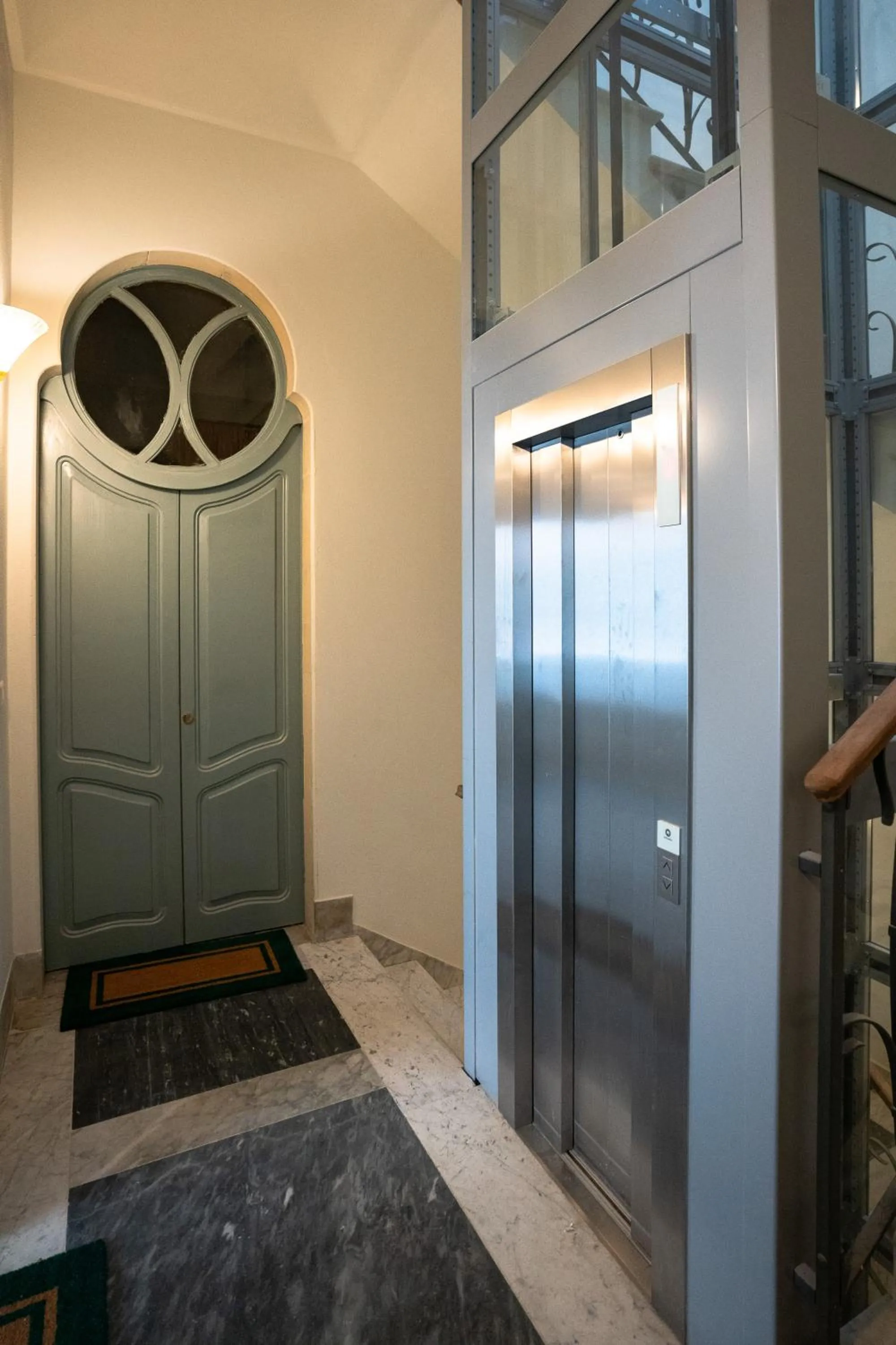 Facade/entrance in Capo 10 Liberty Apartments
