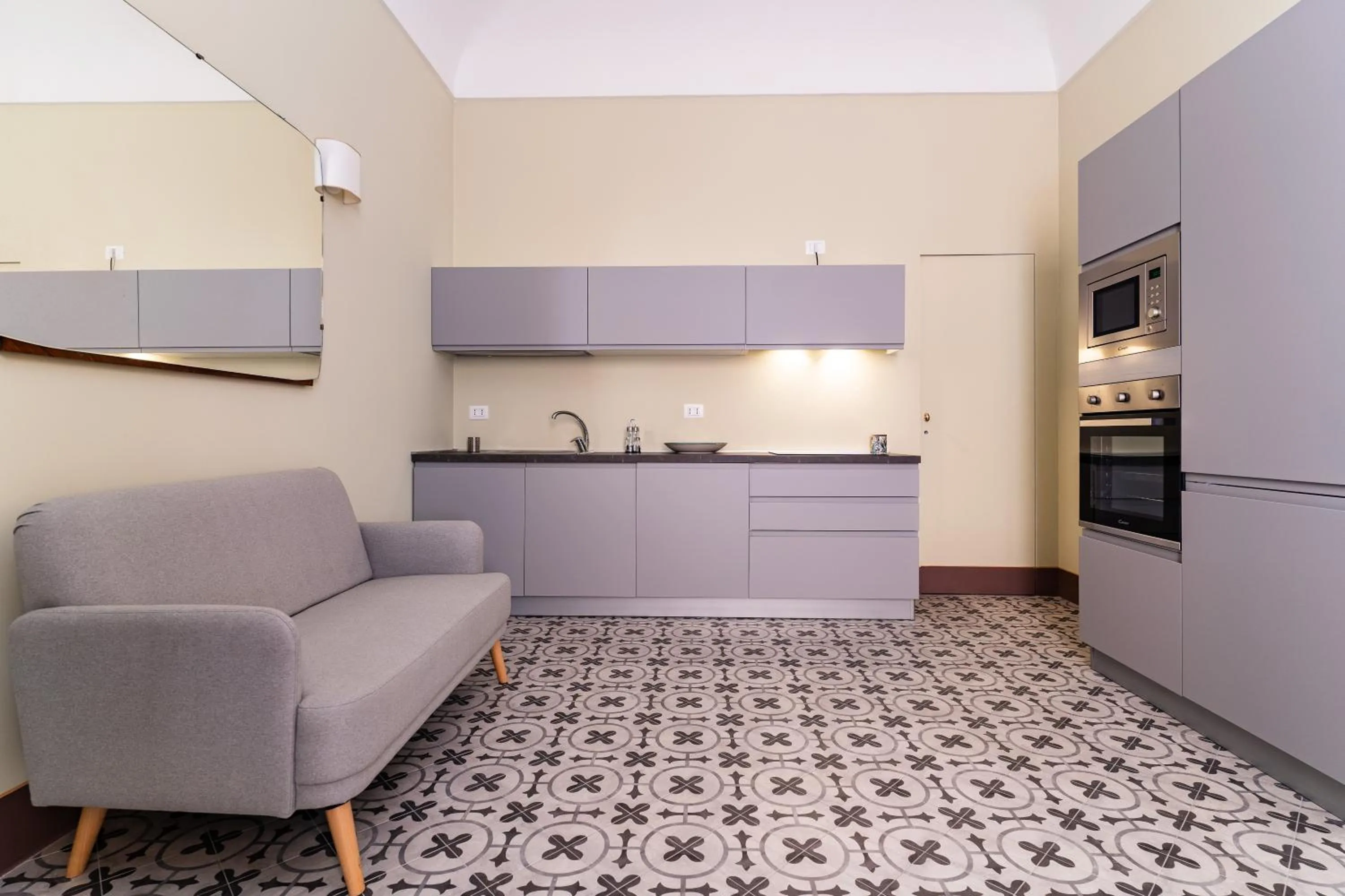 Kitchen or kitchenette in Capo 10 Liberty Apartments