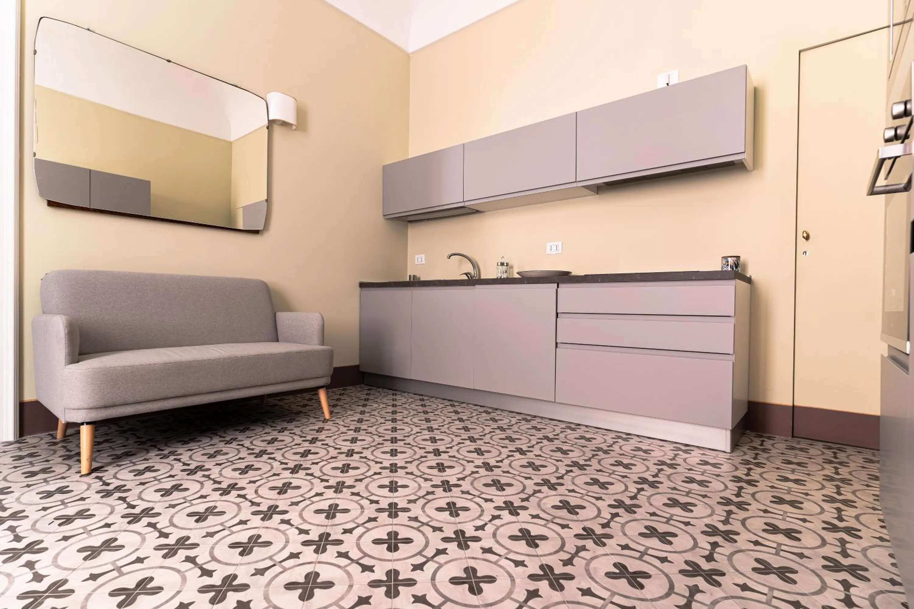 Capo 10 Liberty Apartments