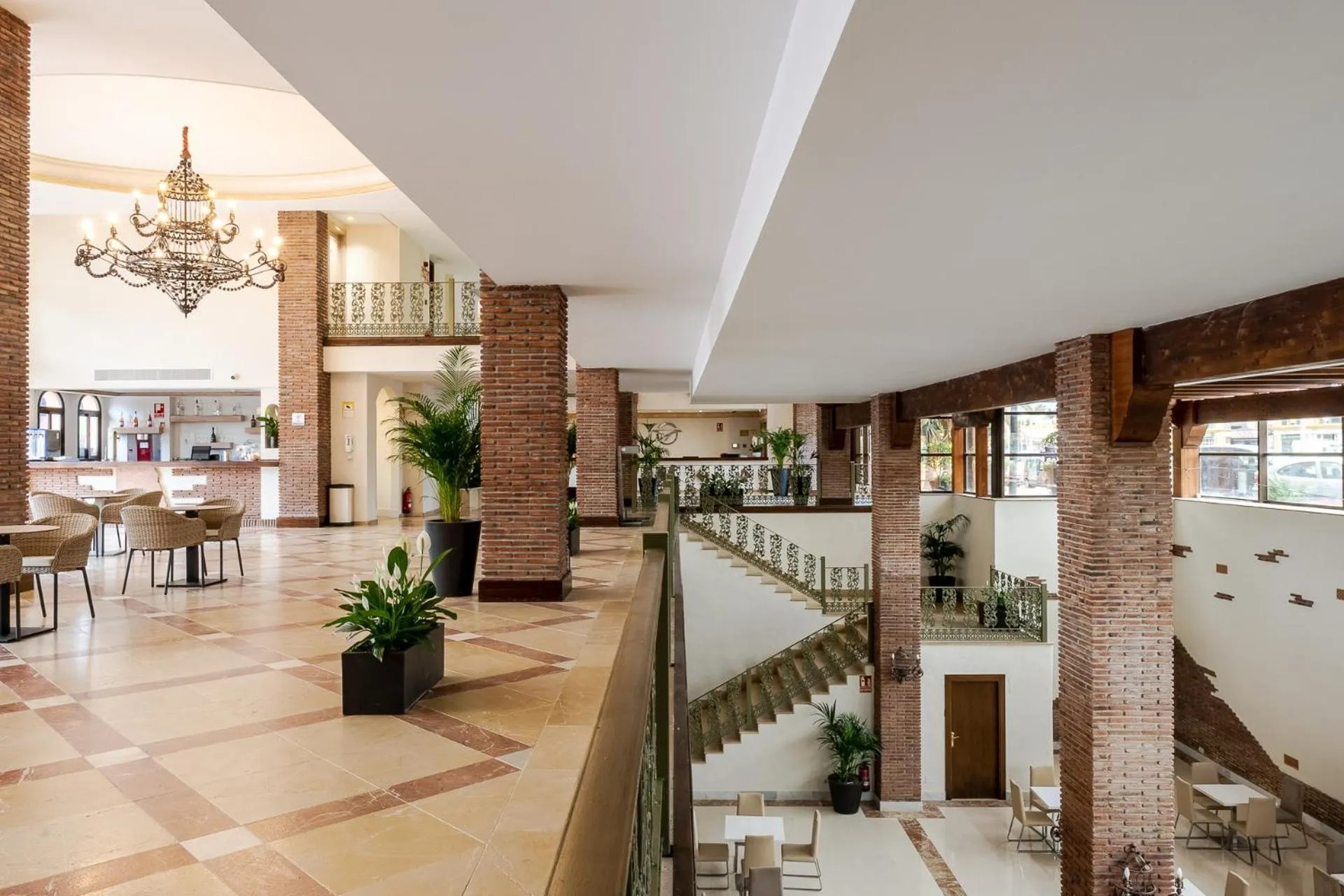 Lounge or bar in Globales Paraíso Beach