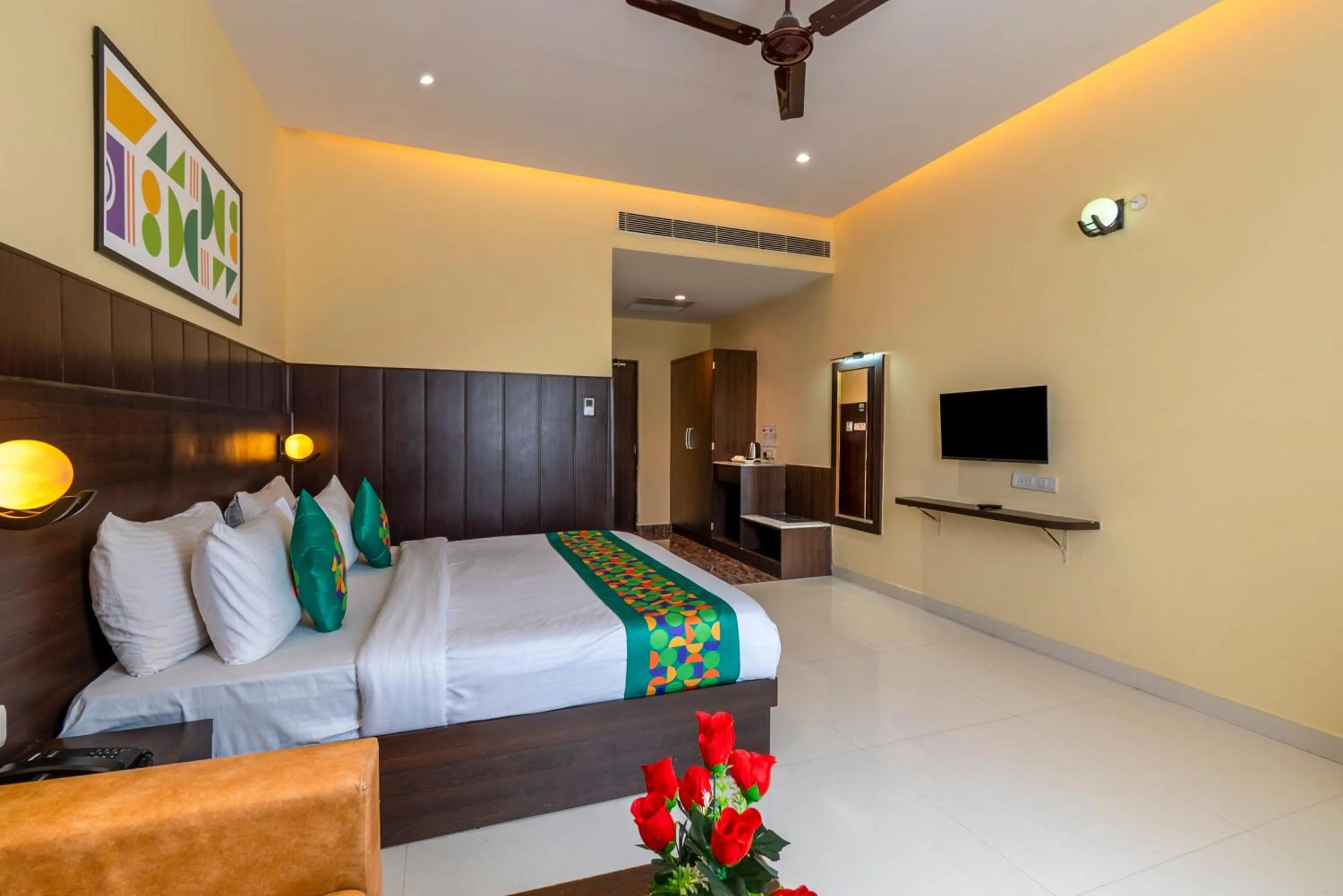 Bedroom, Bed in Treebo Little Budhha