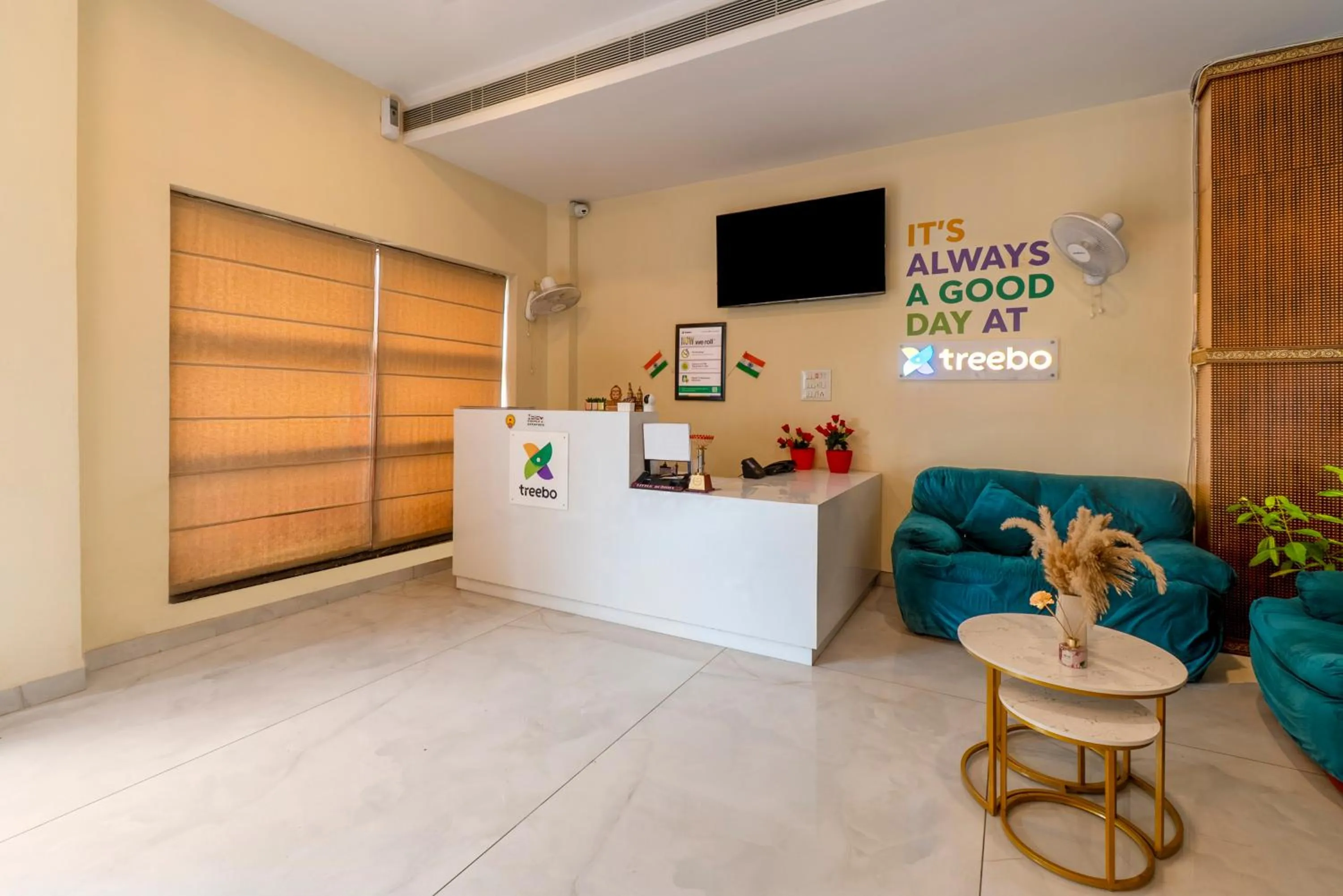 Lobby or reception in Treebo Little Budhha