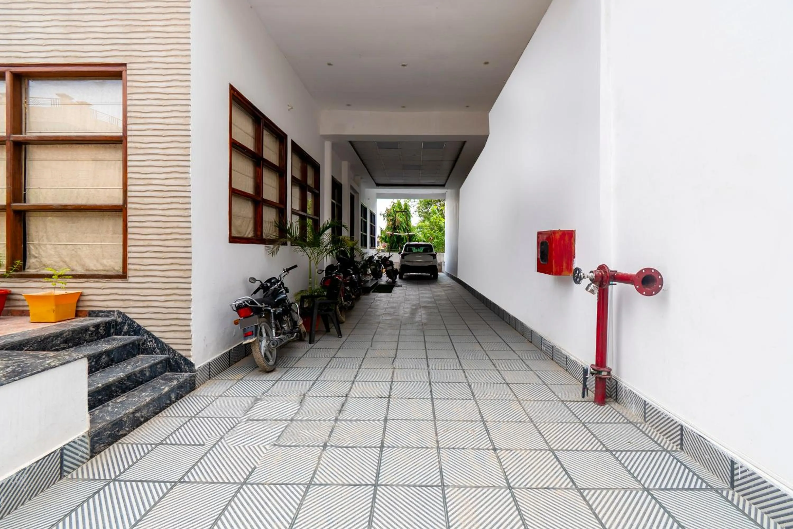 Parking in Treebo Little Budhha