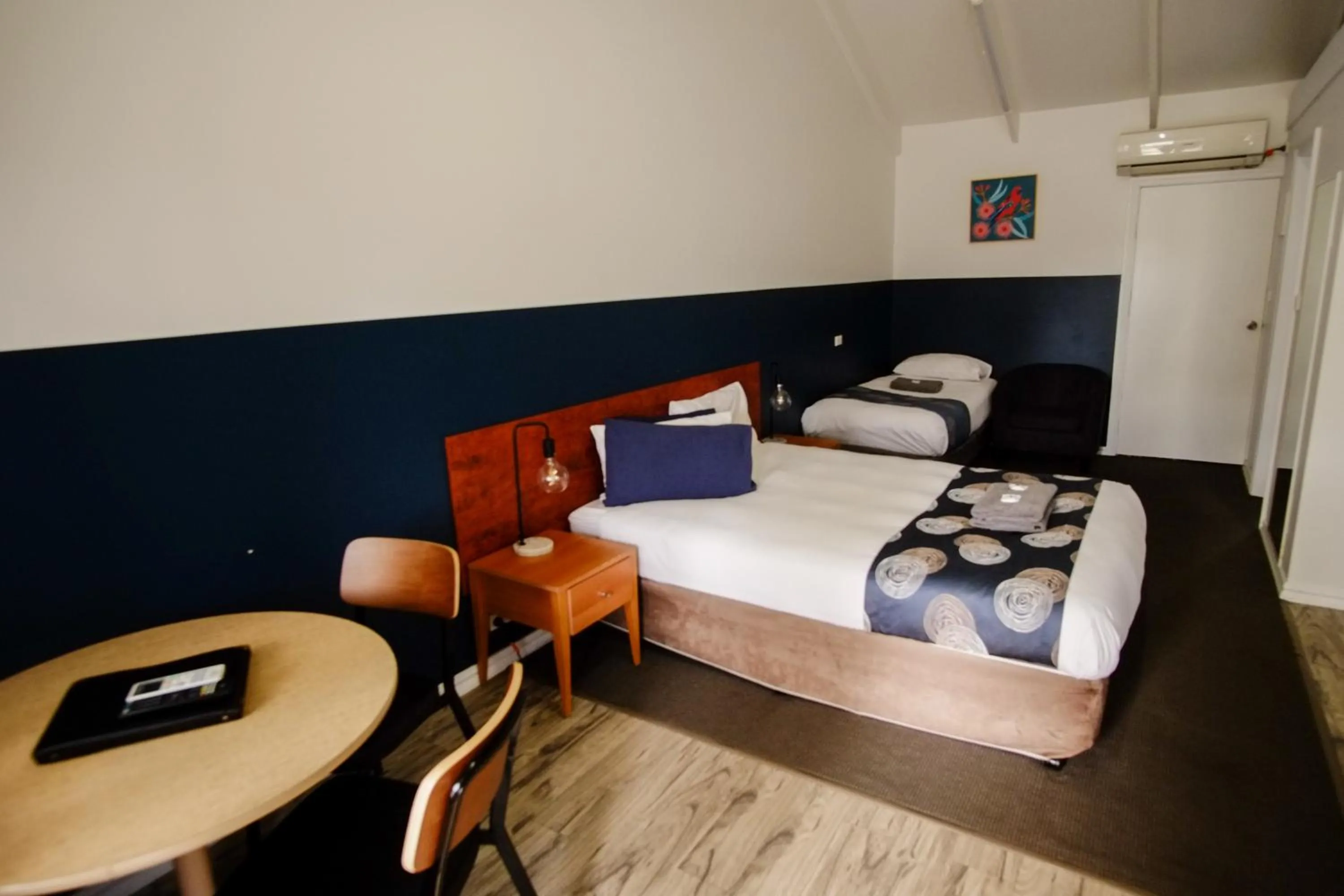 Bed in Canberra Ave Villas