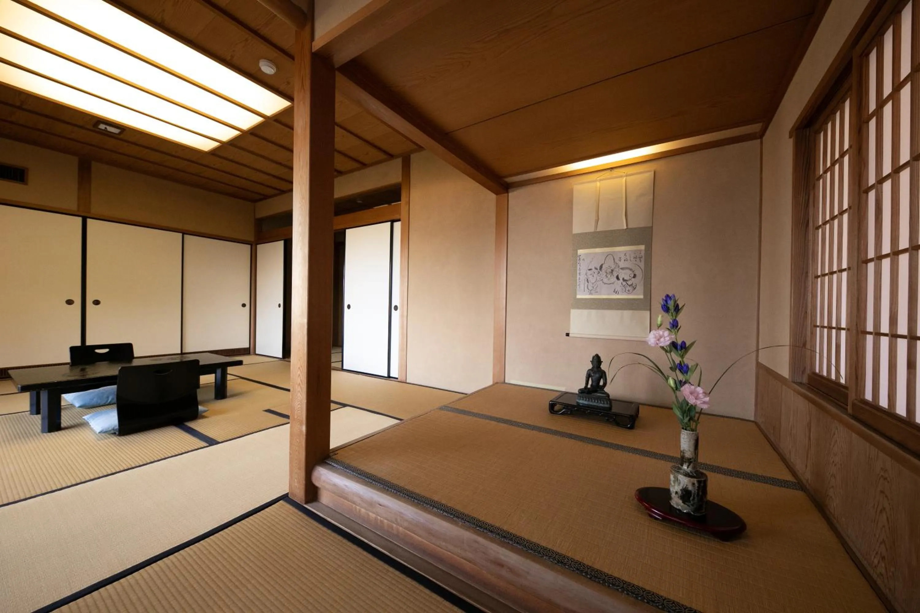 Photo of the whole room in Mizuno Ryokan