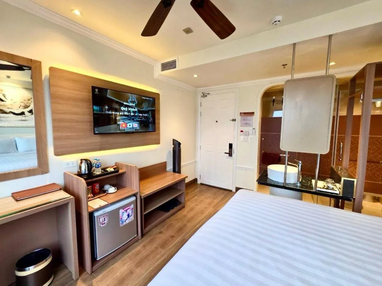 Bed in Tulip Hotel 2