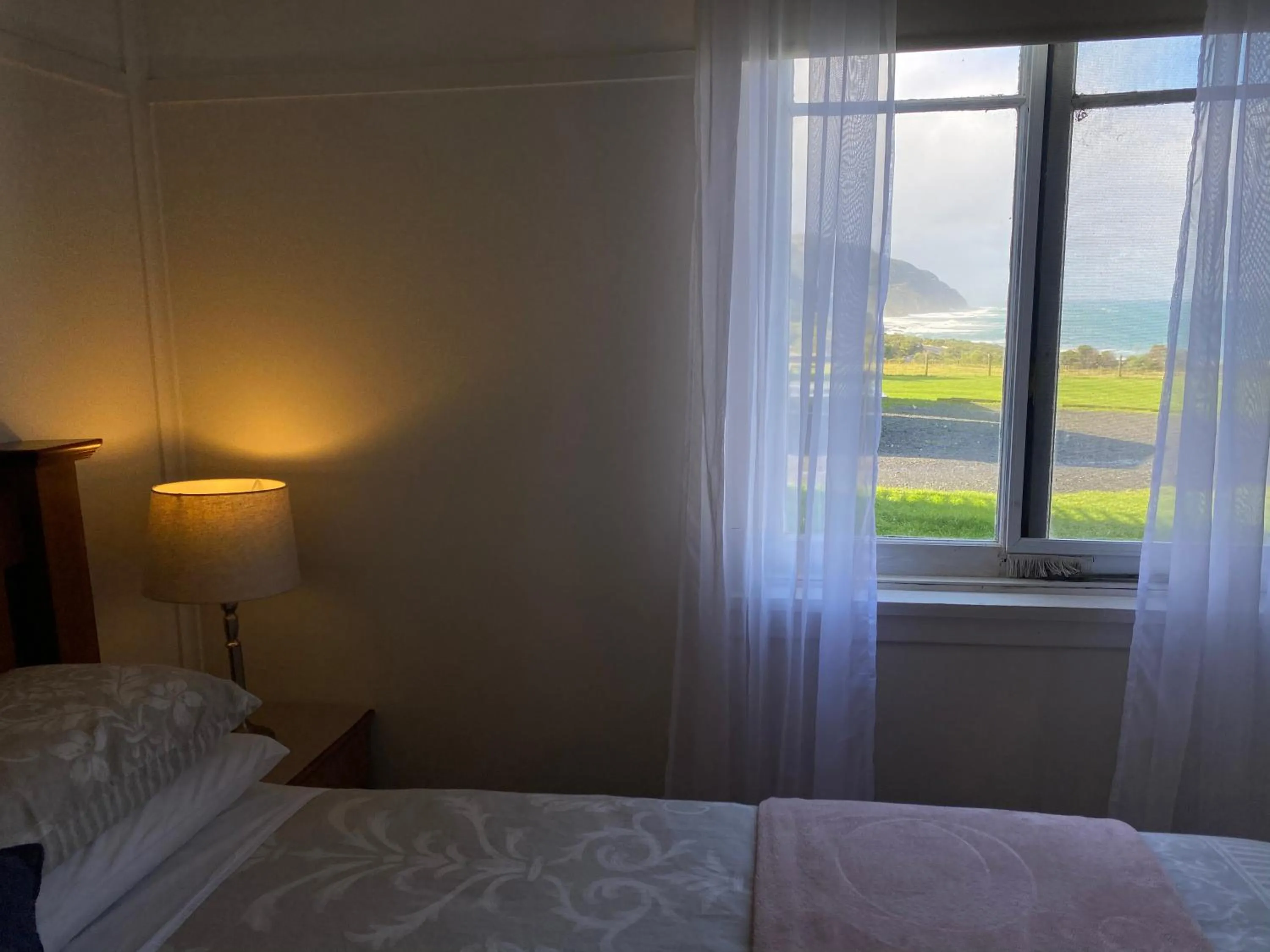 Bedroom, Bed in Seacroft Estate