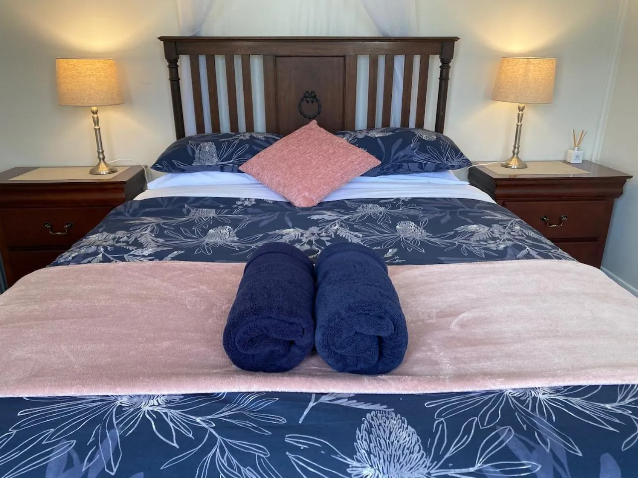 Bedroom, Bed in Seacroft Estate