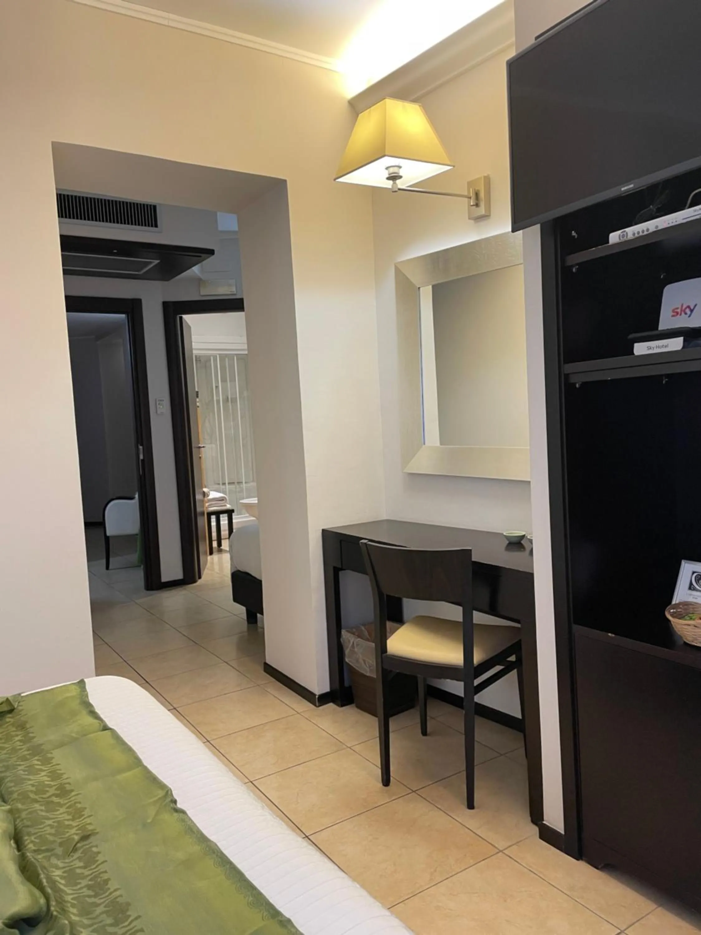 Bed in Cassisi Hotel